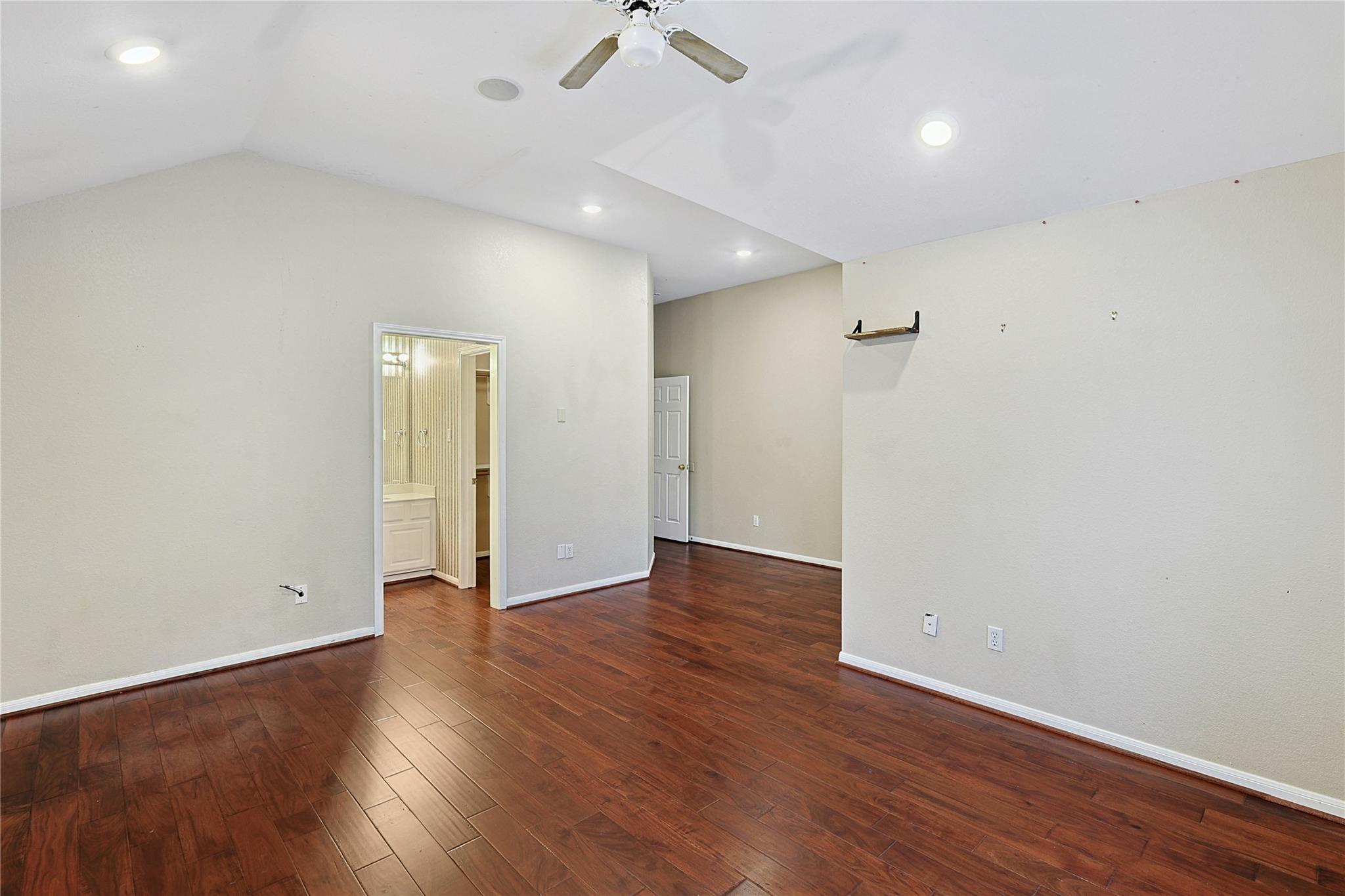 1423 Meadow Lakes Drive