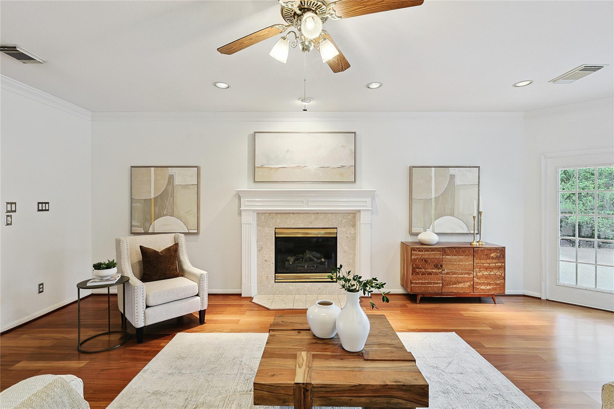 1423 Meadow Lakes Drive