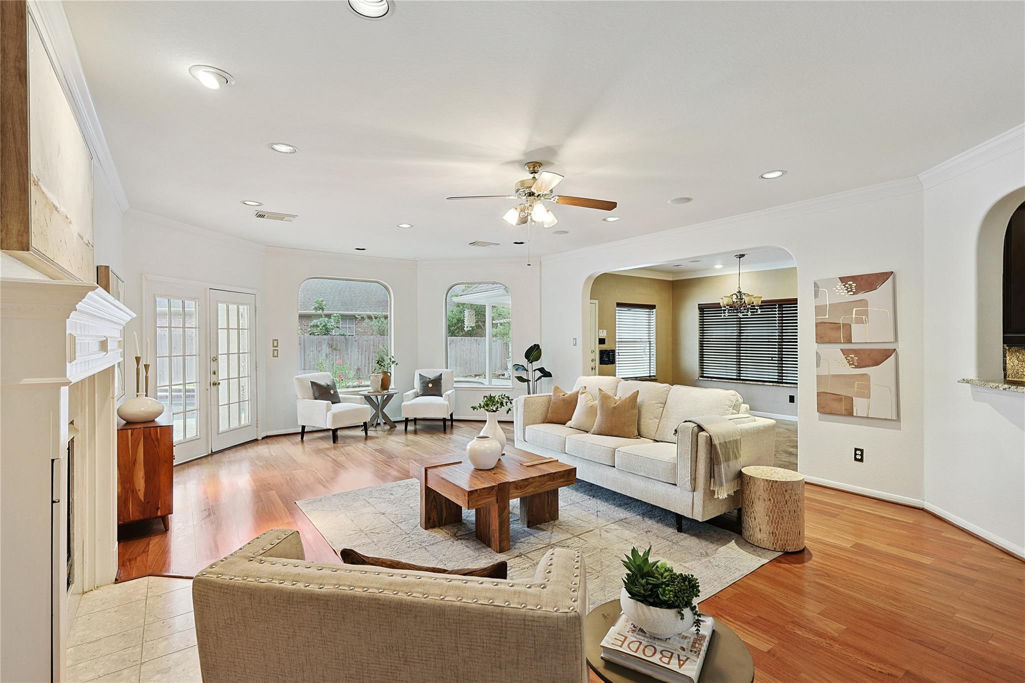 1423 Meadow Lakes Drive