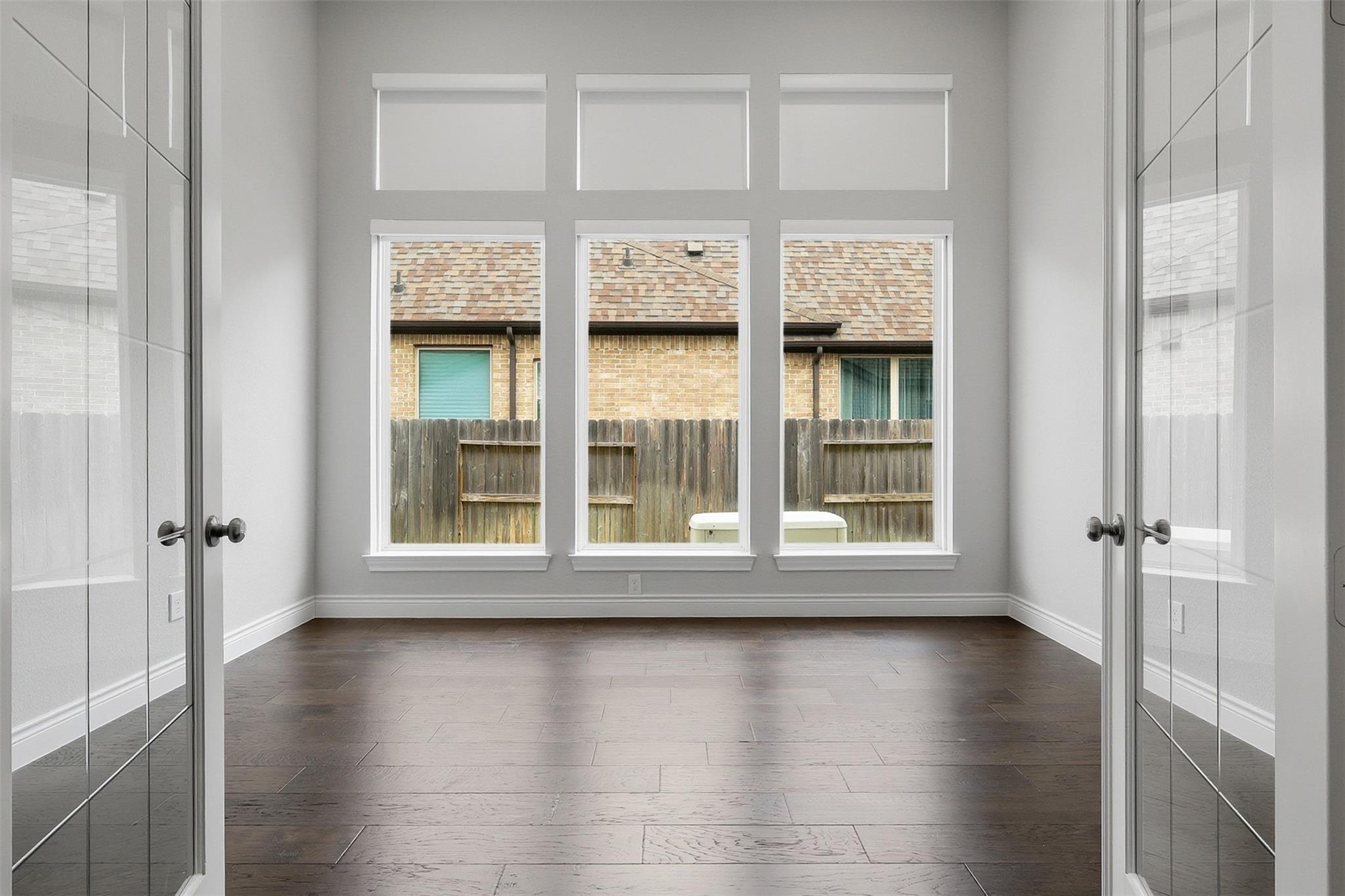 15411 Sunglow Haven Street