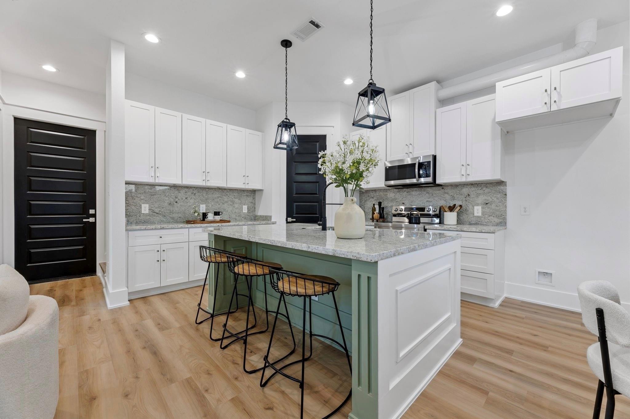 518 Clinton Street # B