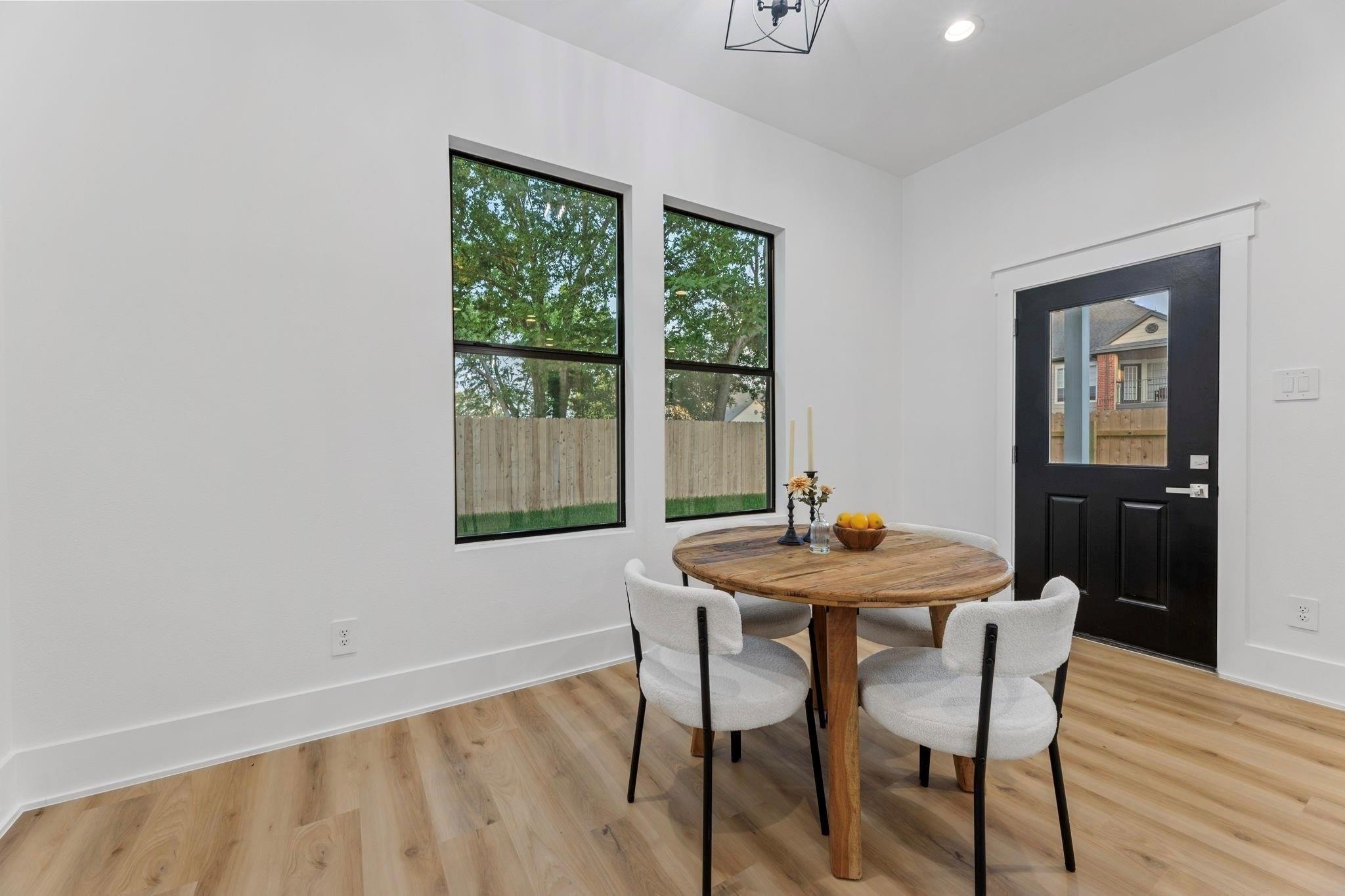 518 Clinton Street # B