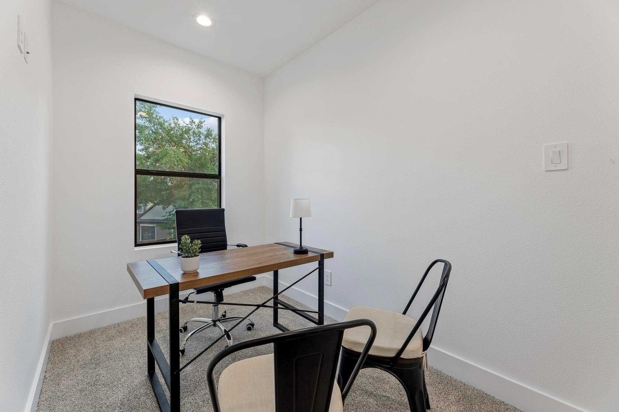 518 Clinton Street # B