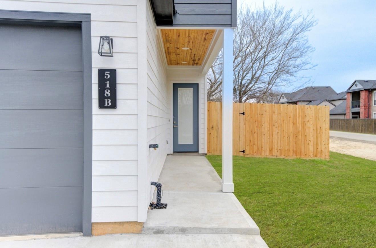 518 Clinton Street # B