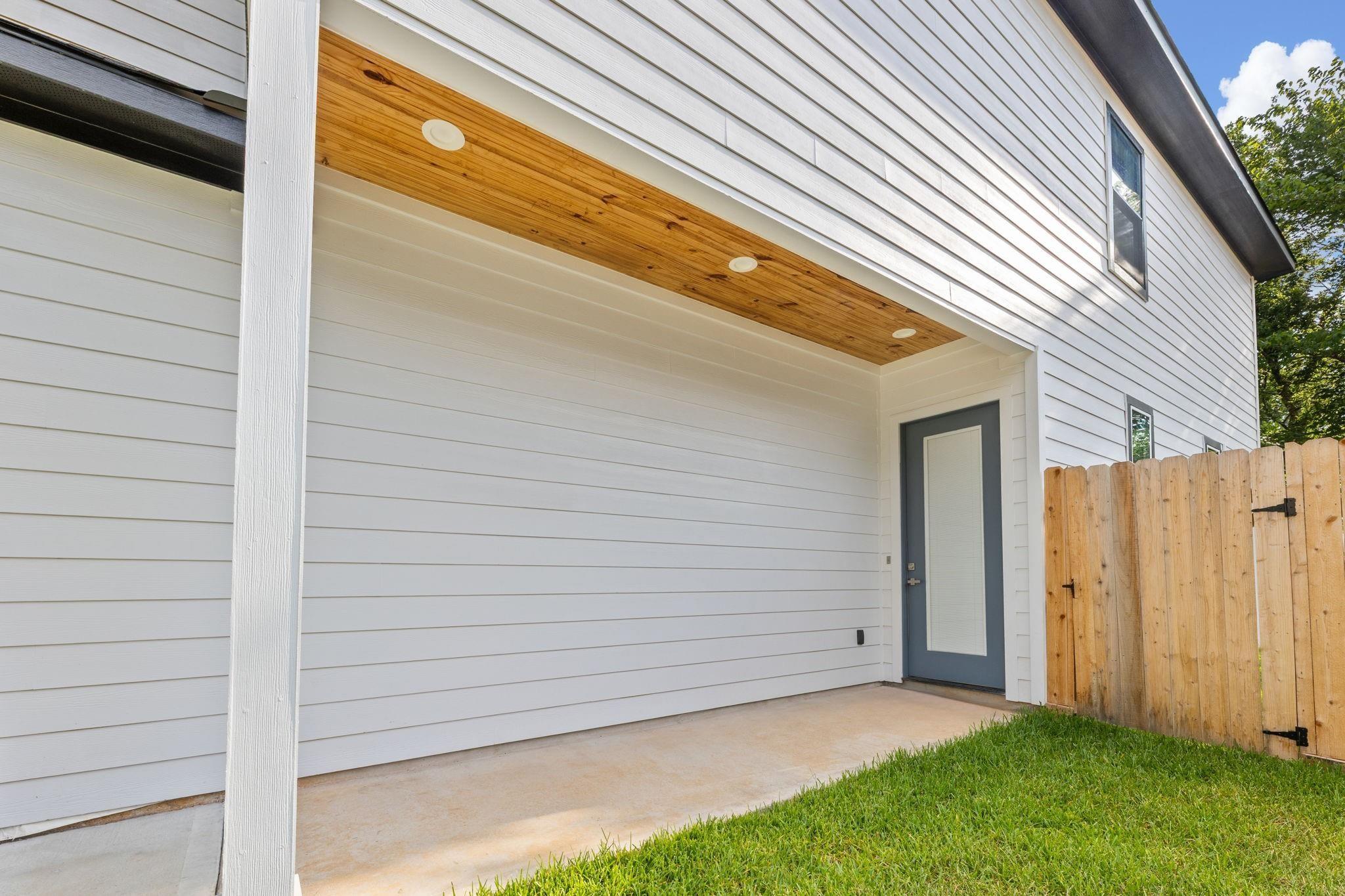 518 Clinton Street # B