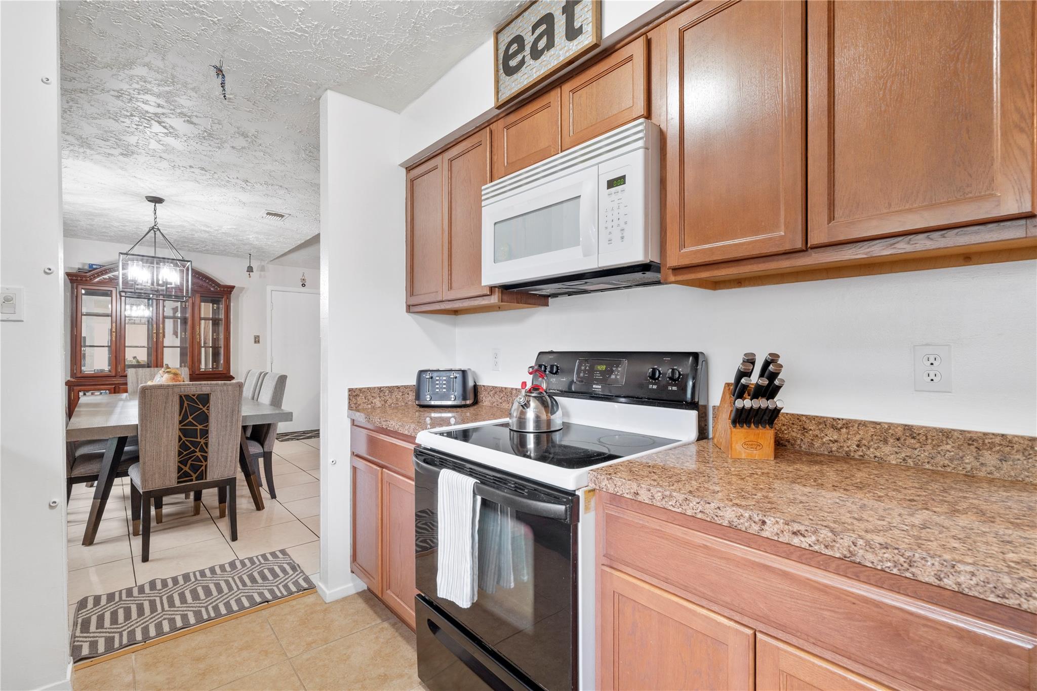 3703 Gamlin Bend Drive