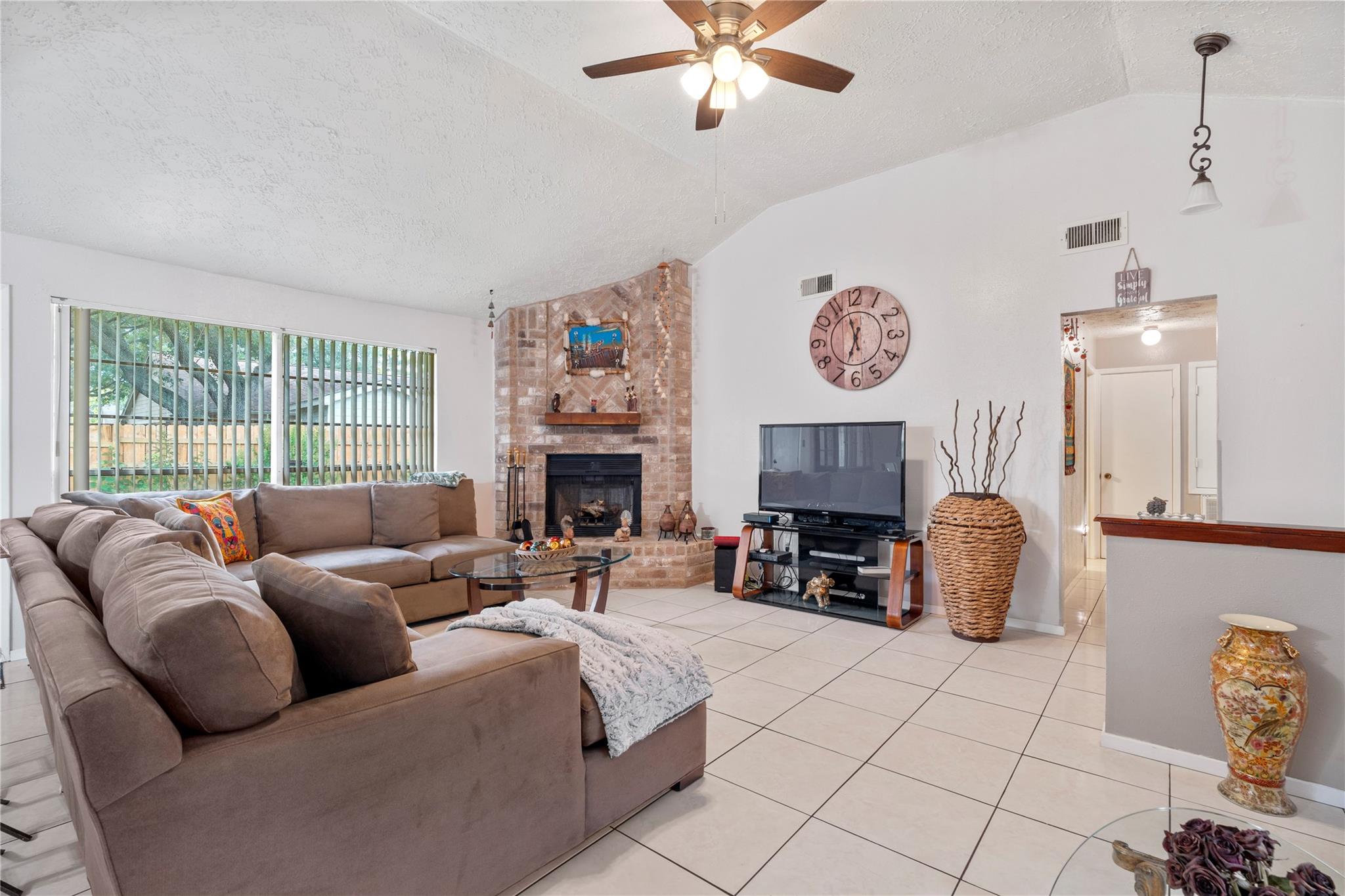 3703 Gamlin Bend Drive