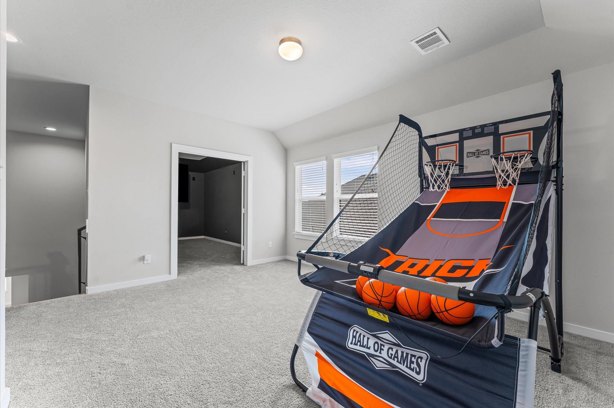 1585 Sunrise Gables Drive