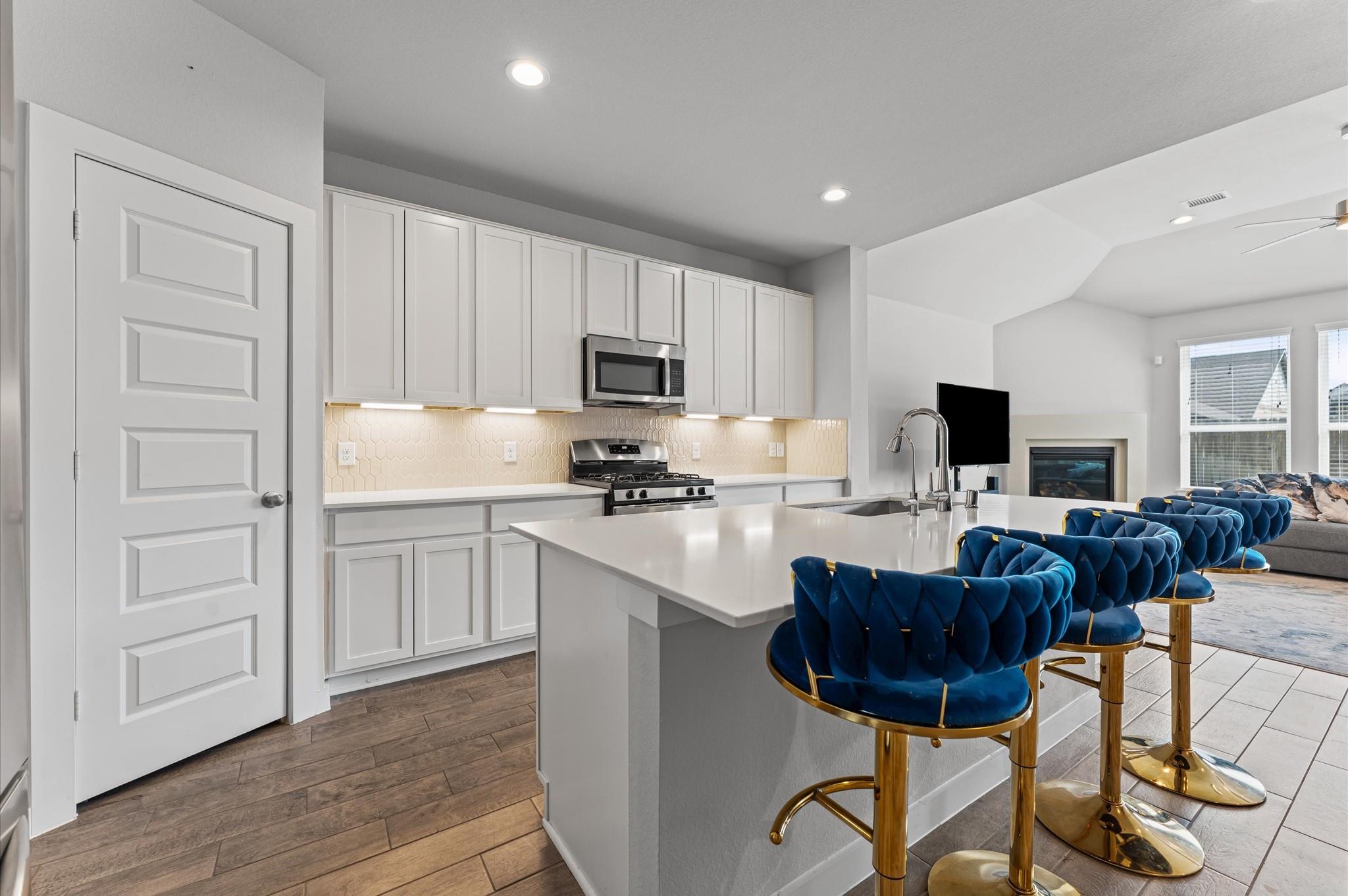 1585 Sunrise Gables Drive