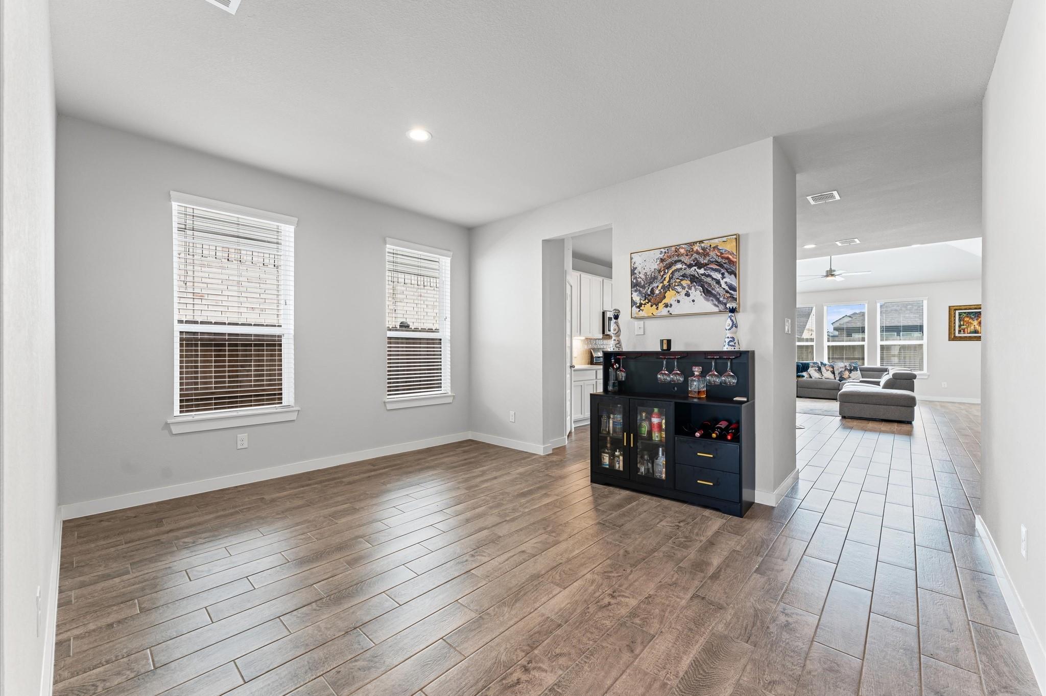 1585 Sunrise Gables Drive