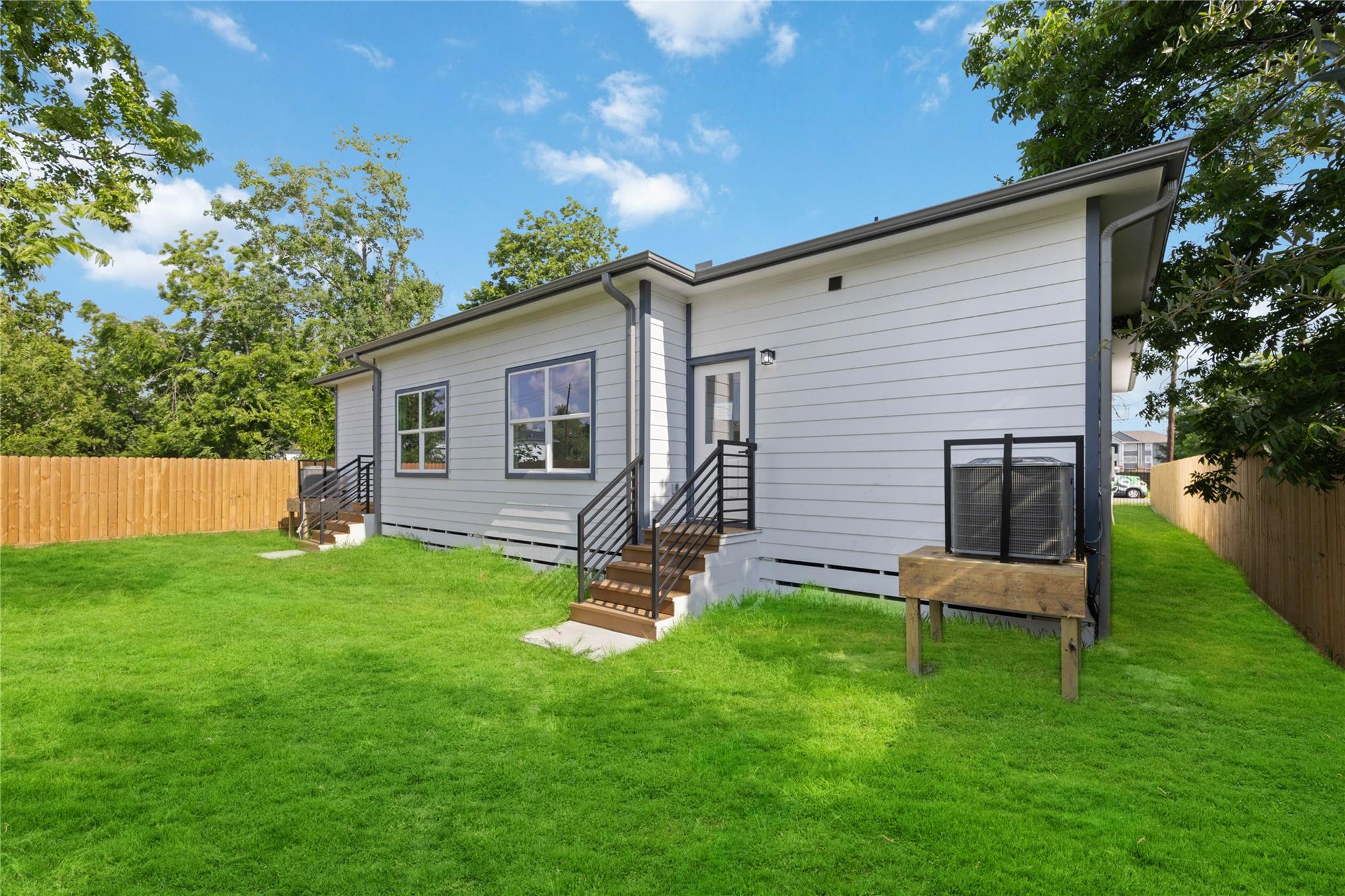 4825 Pederson Street Unit: A/B