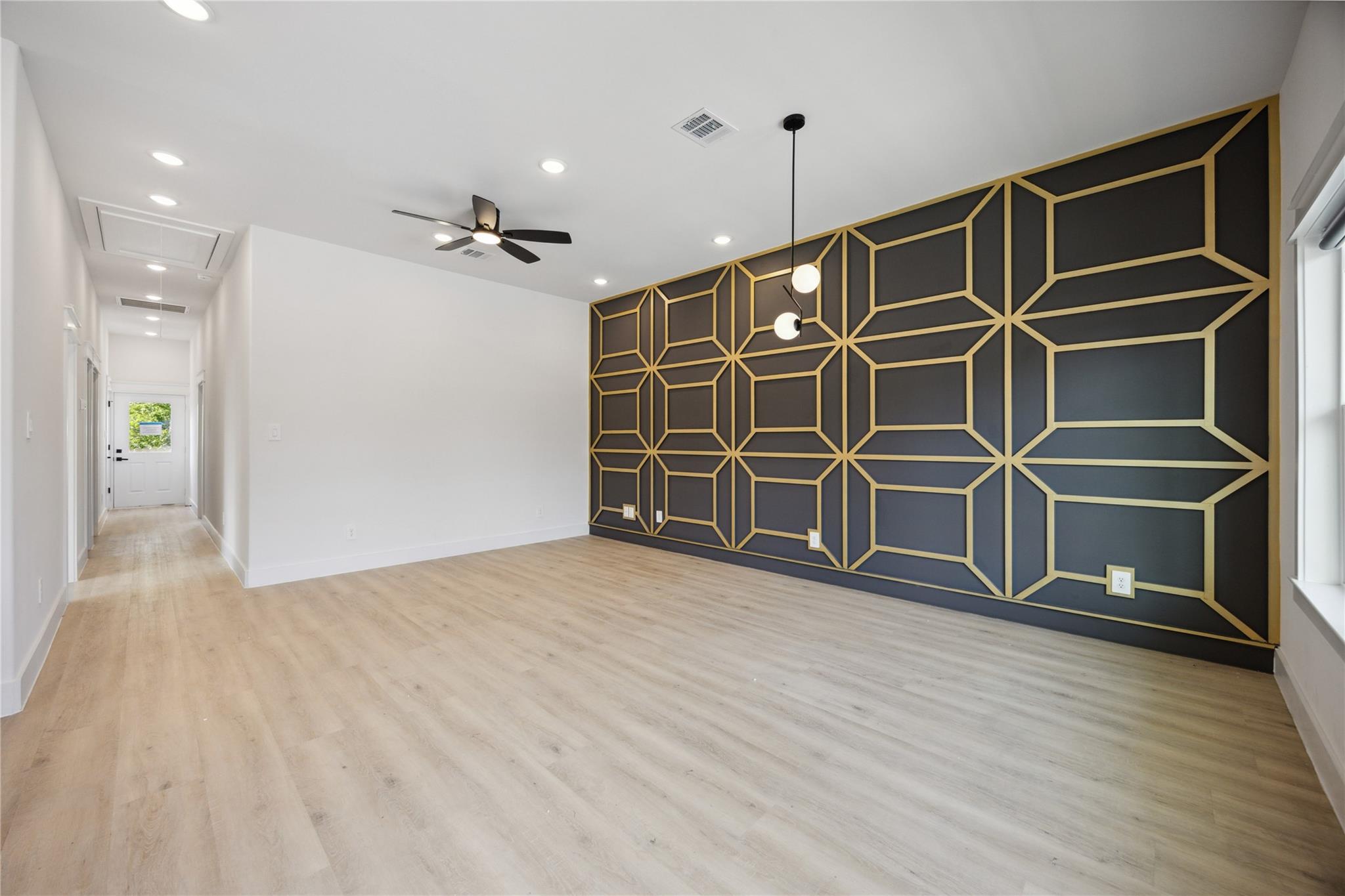 4825 Pederson Street Unit: A/B