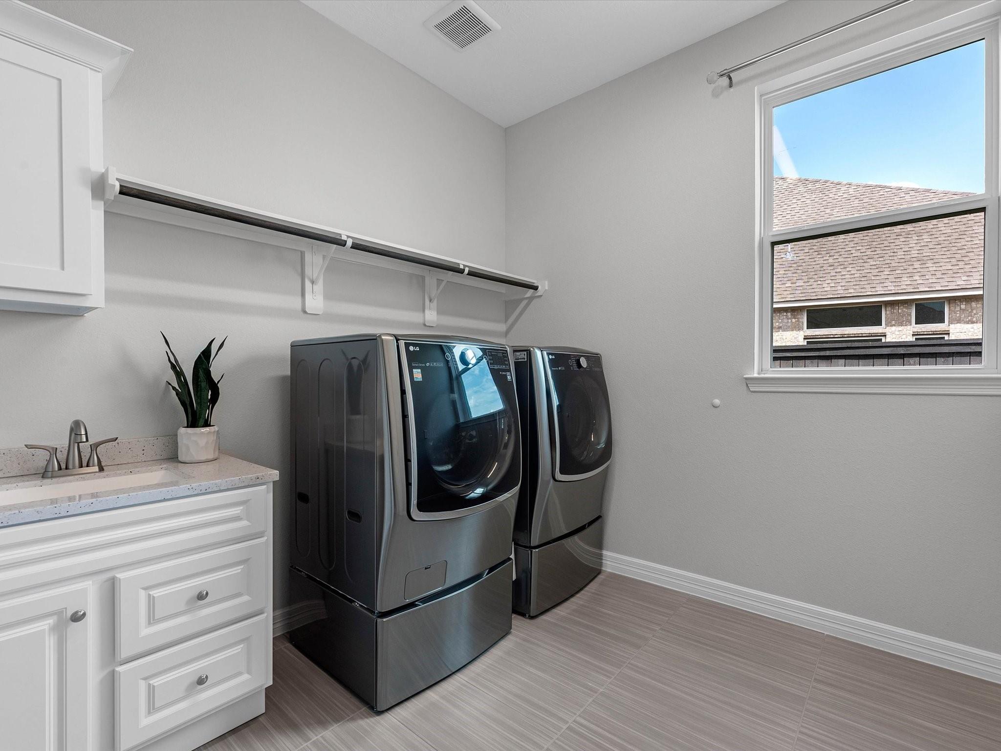 1630 Yellow Iris Trail