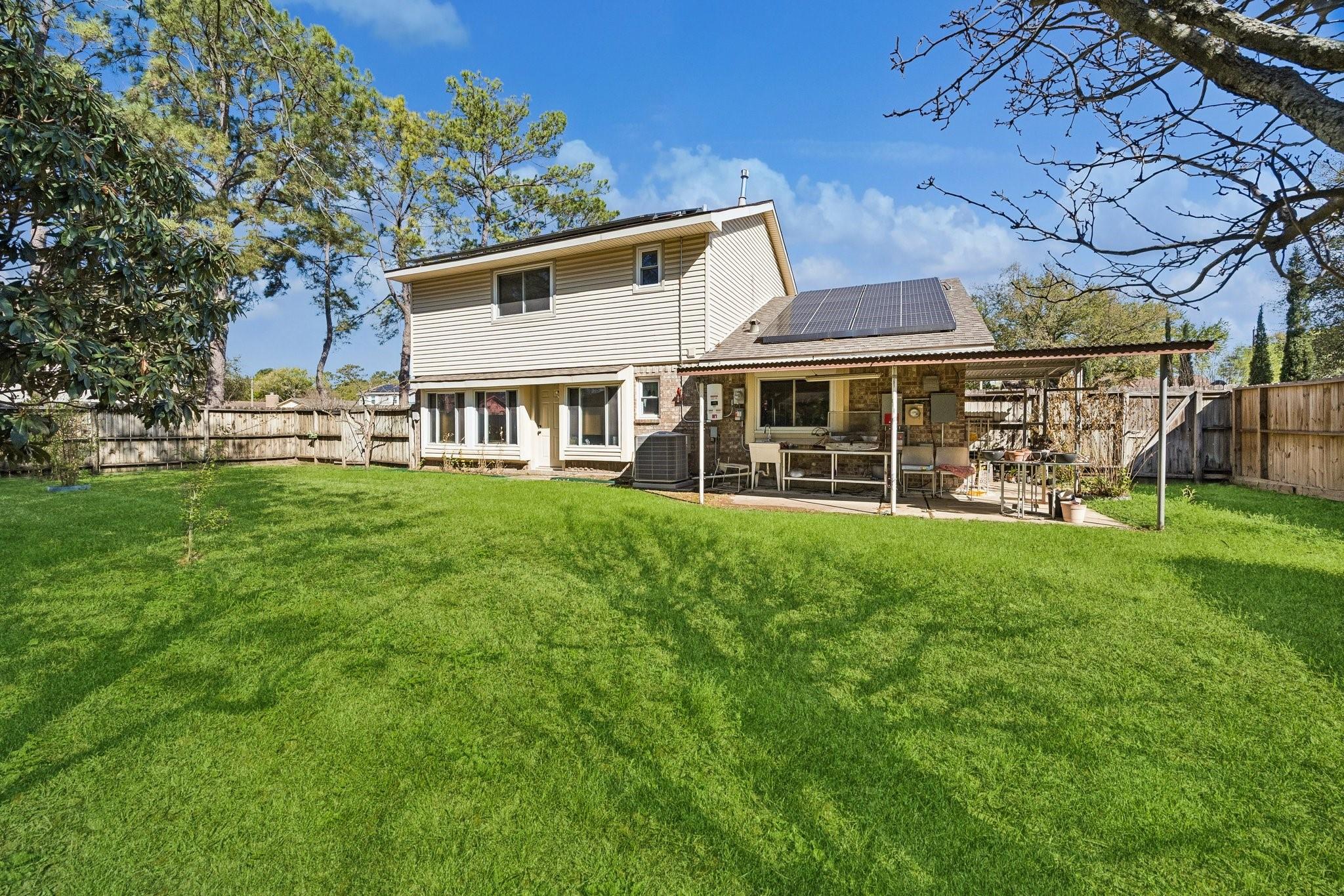 9815 Walnut Glen Drive
