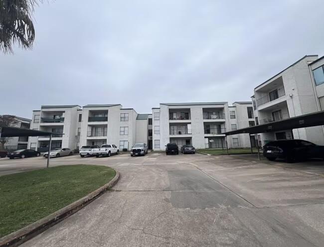 2830 S Bartell Drive # 27