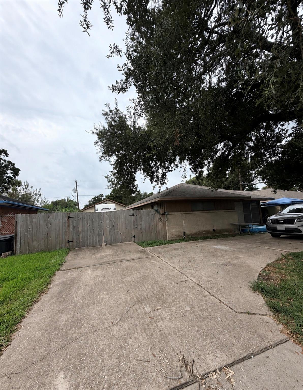 7914 Bellfort Street