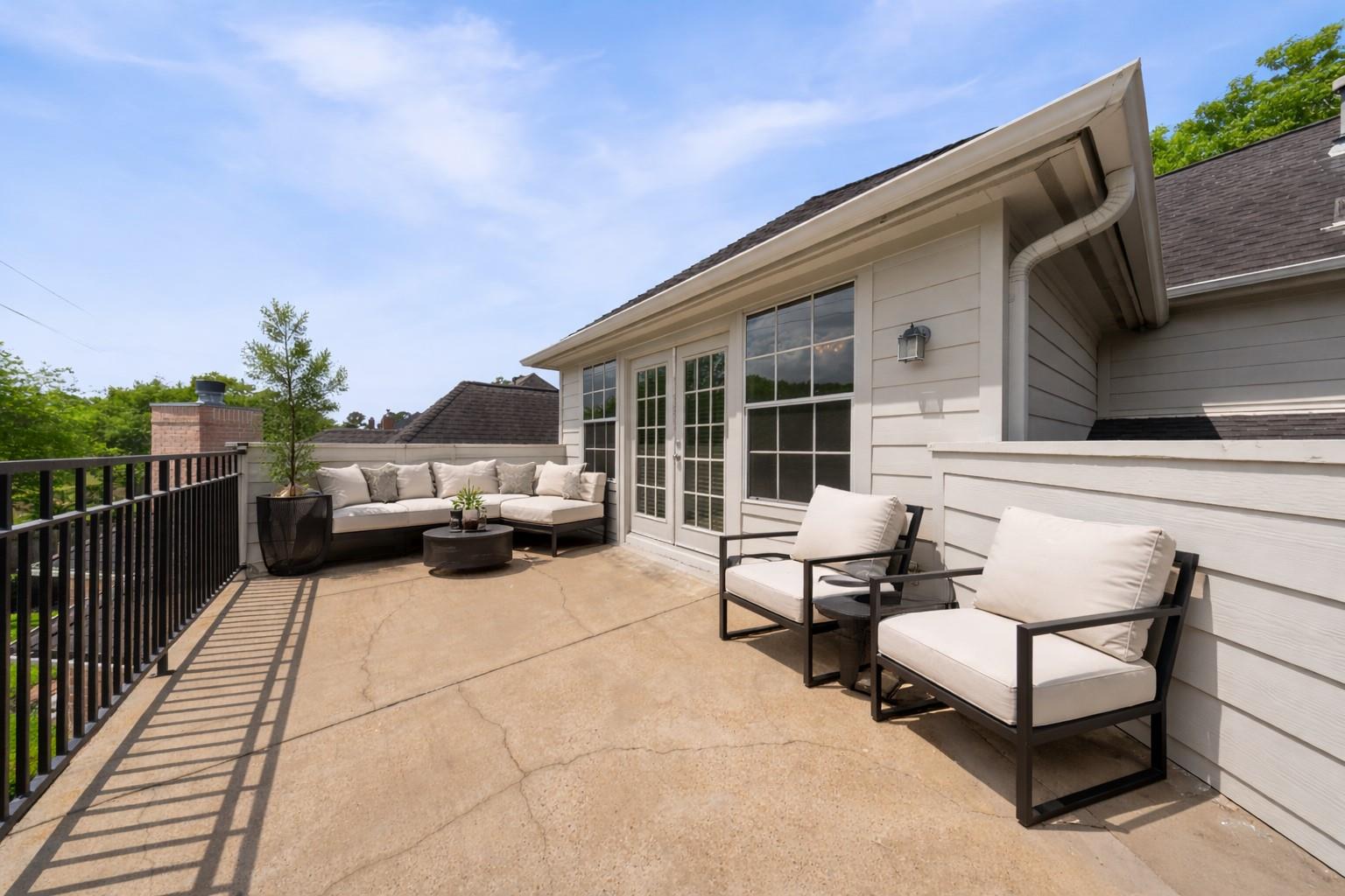 21303 Kelliwood Greens Drive