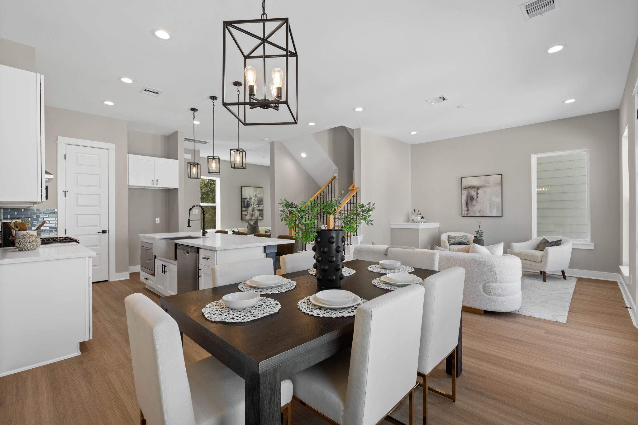 5824 Highland Sun Lane