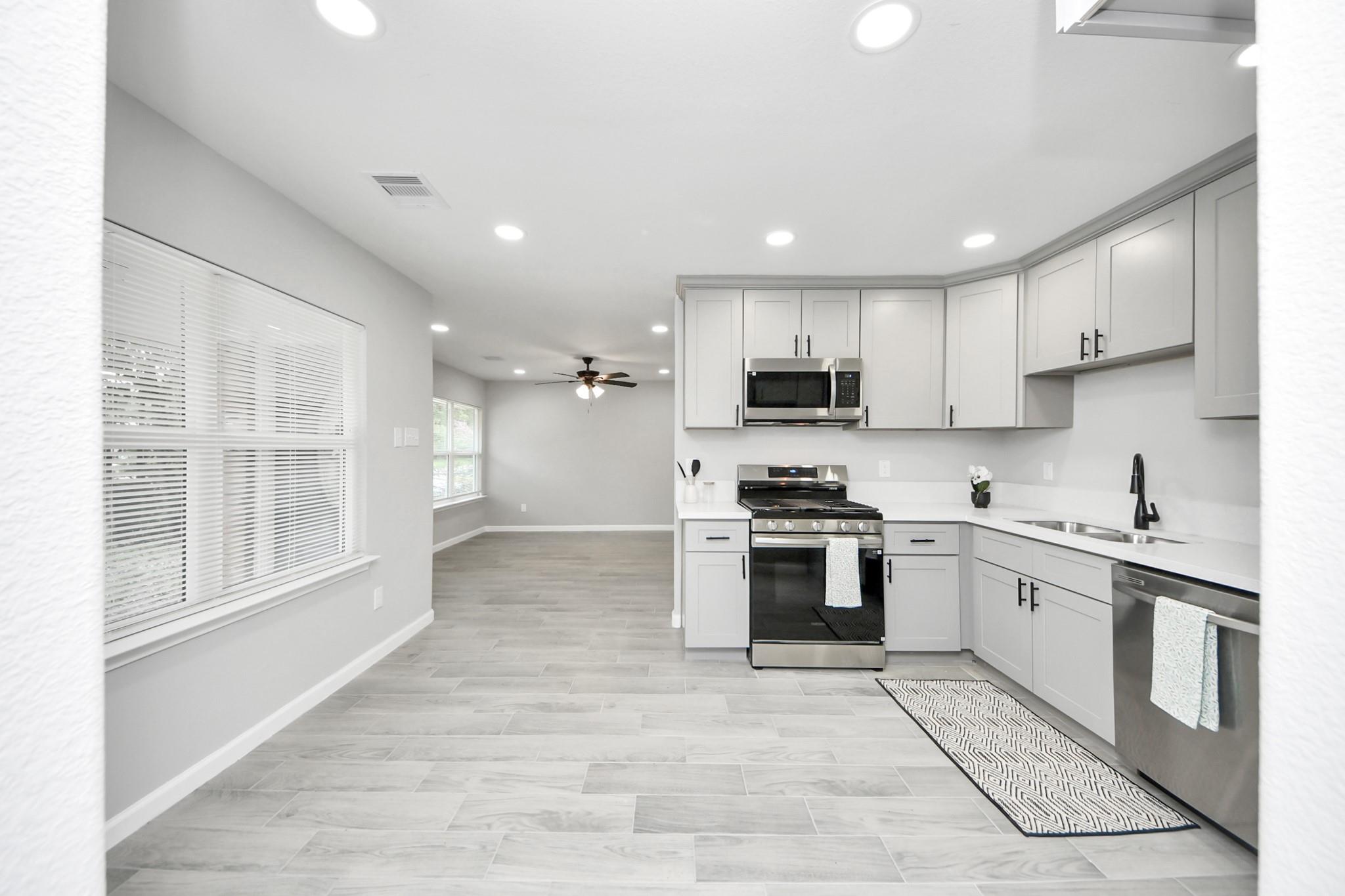 4306 Brisbane Street