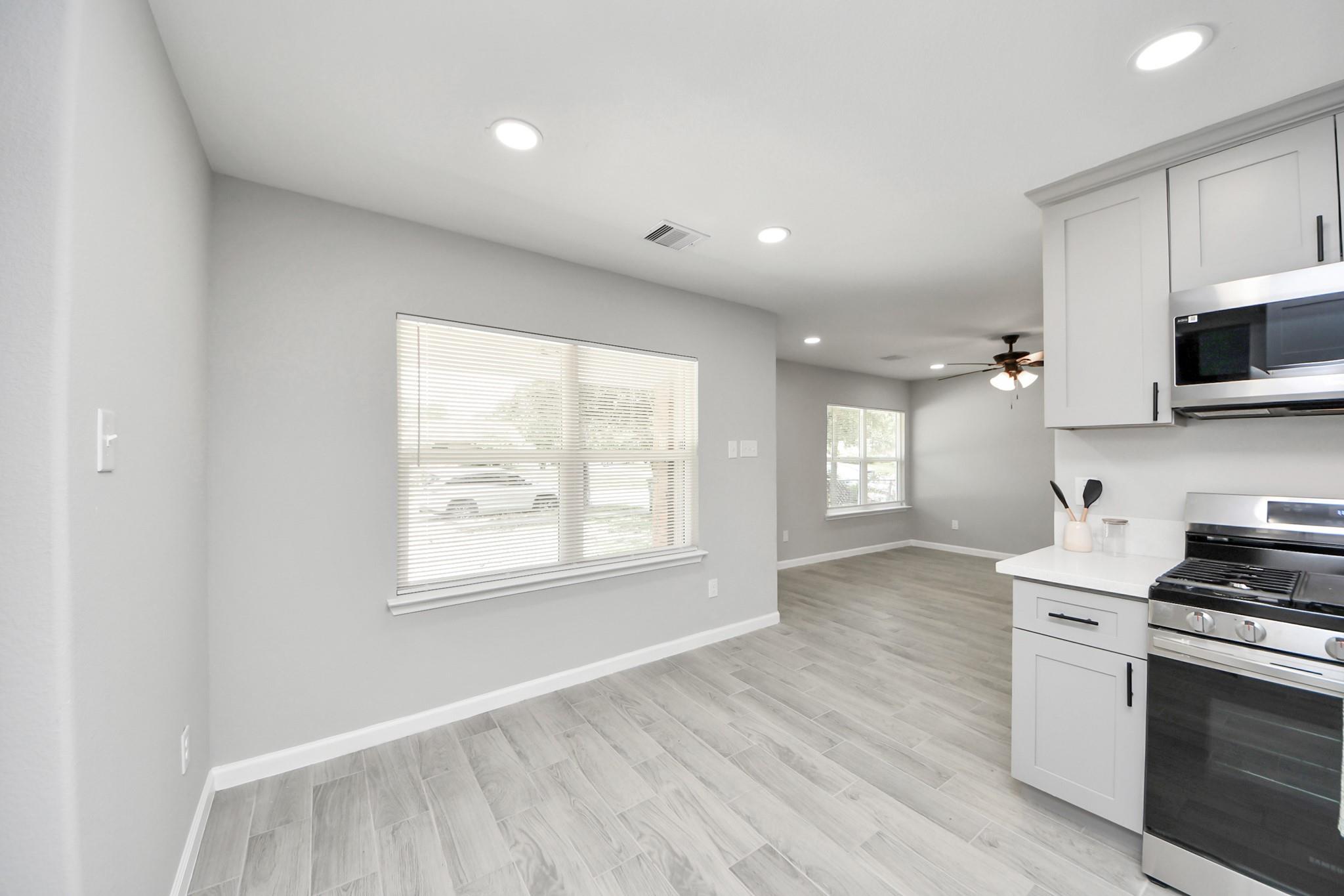 4306 Brisbane Street