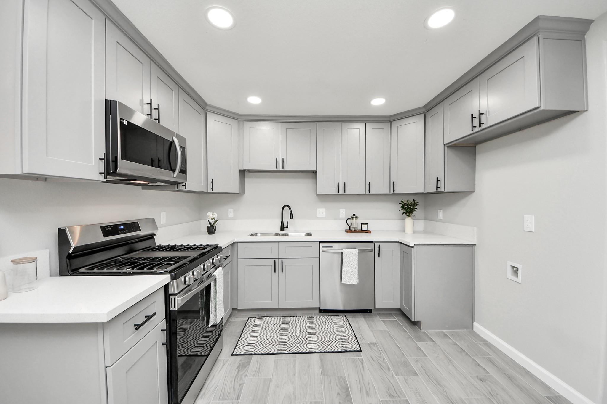 4306 Brisbane Street