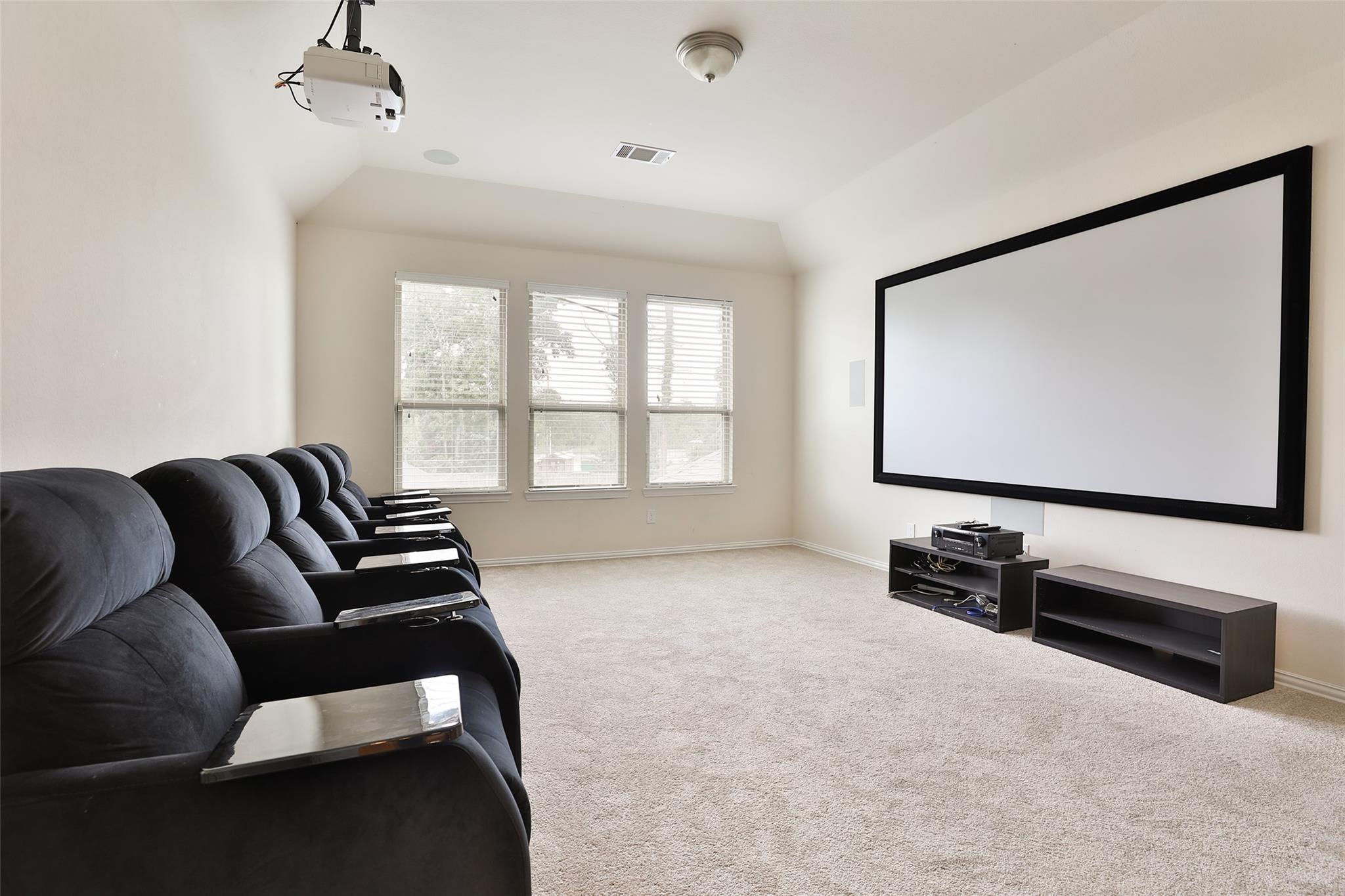 10255 S Goshawk Trail