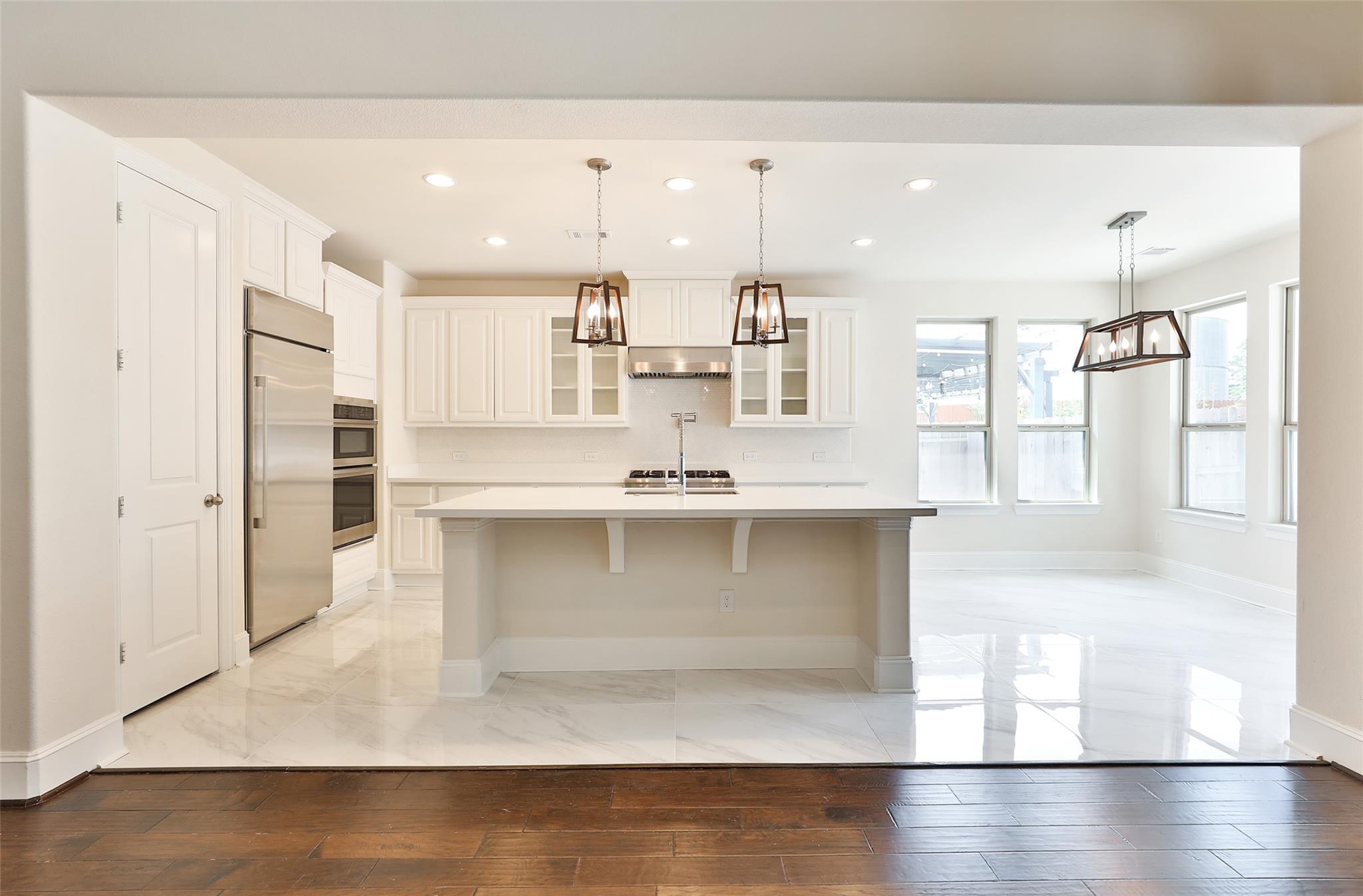 10255 S Goshawk Trail