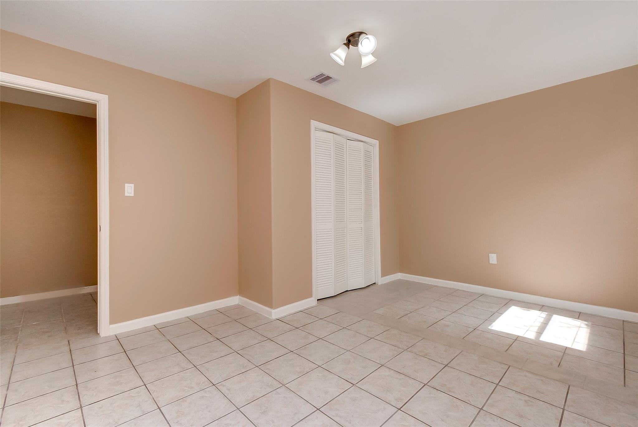 3918 Cedar Hill Lane