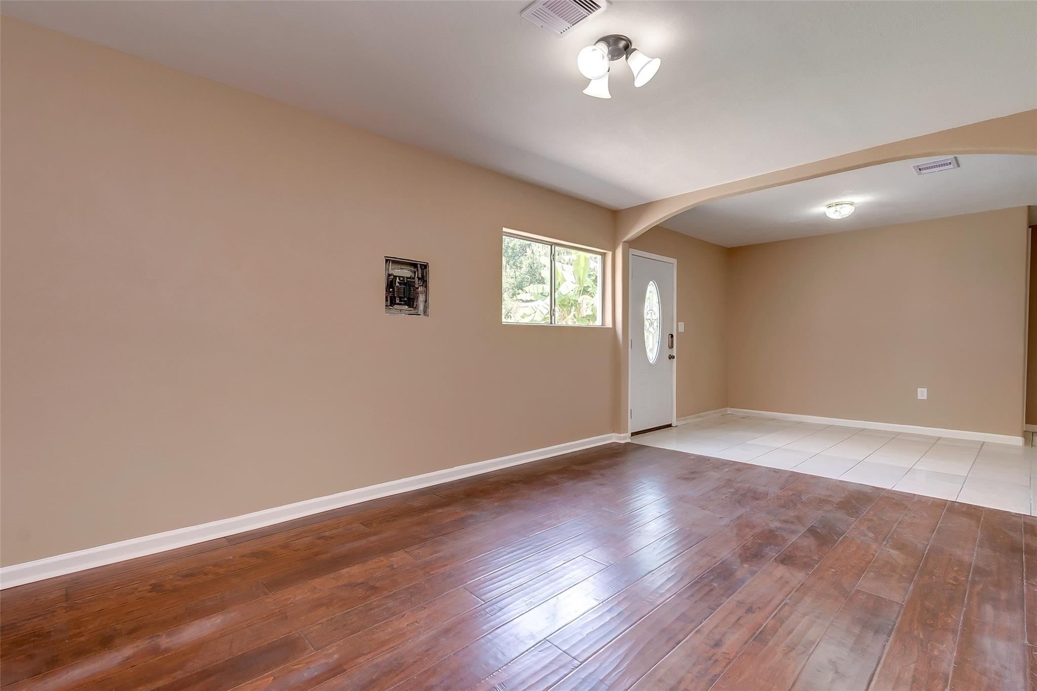 3918 Cedar Hill Lane