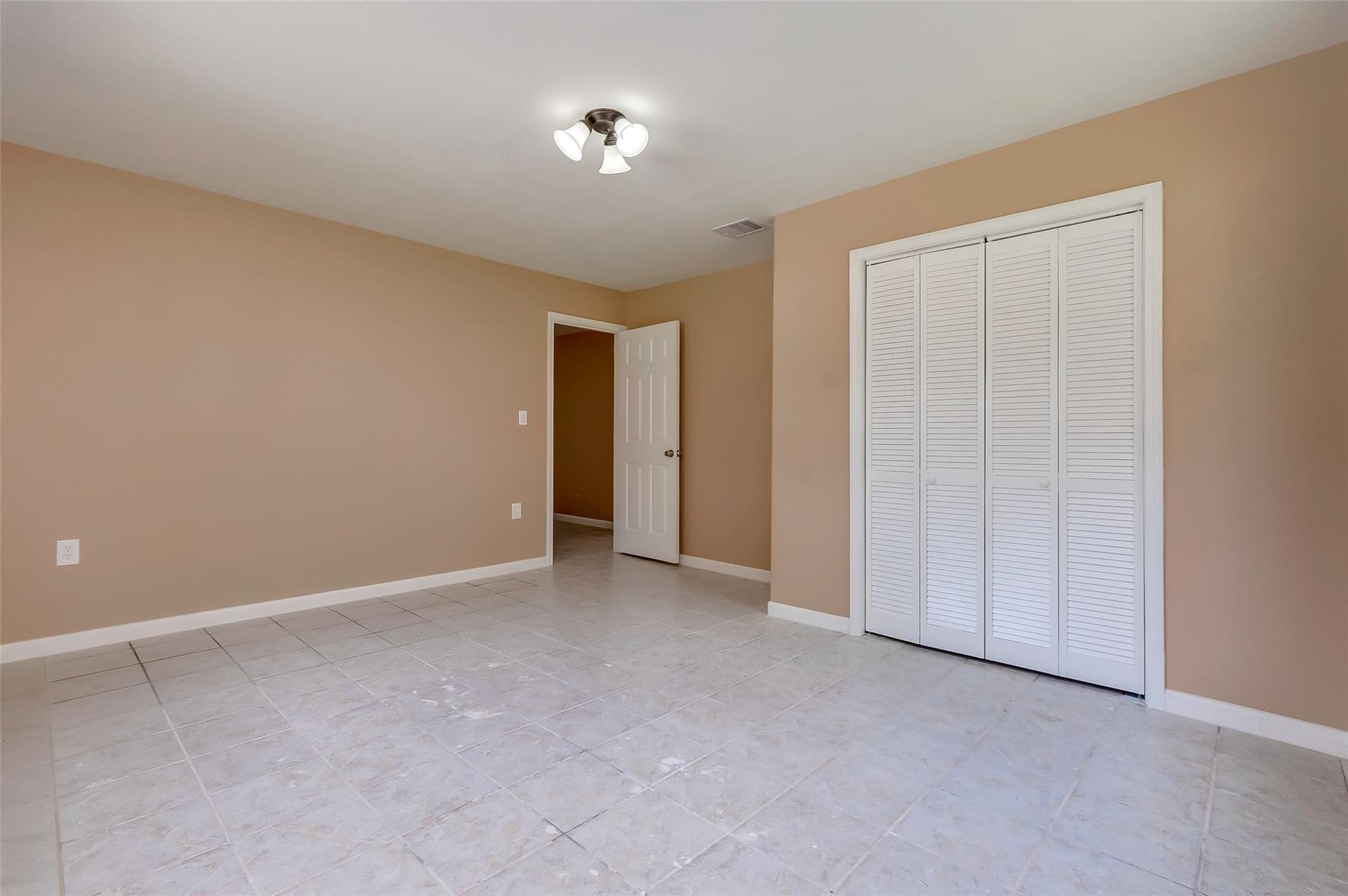 3918 Cedar Hill Lane