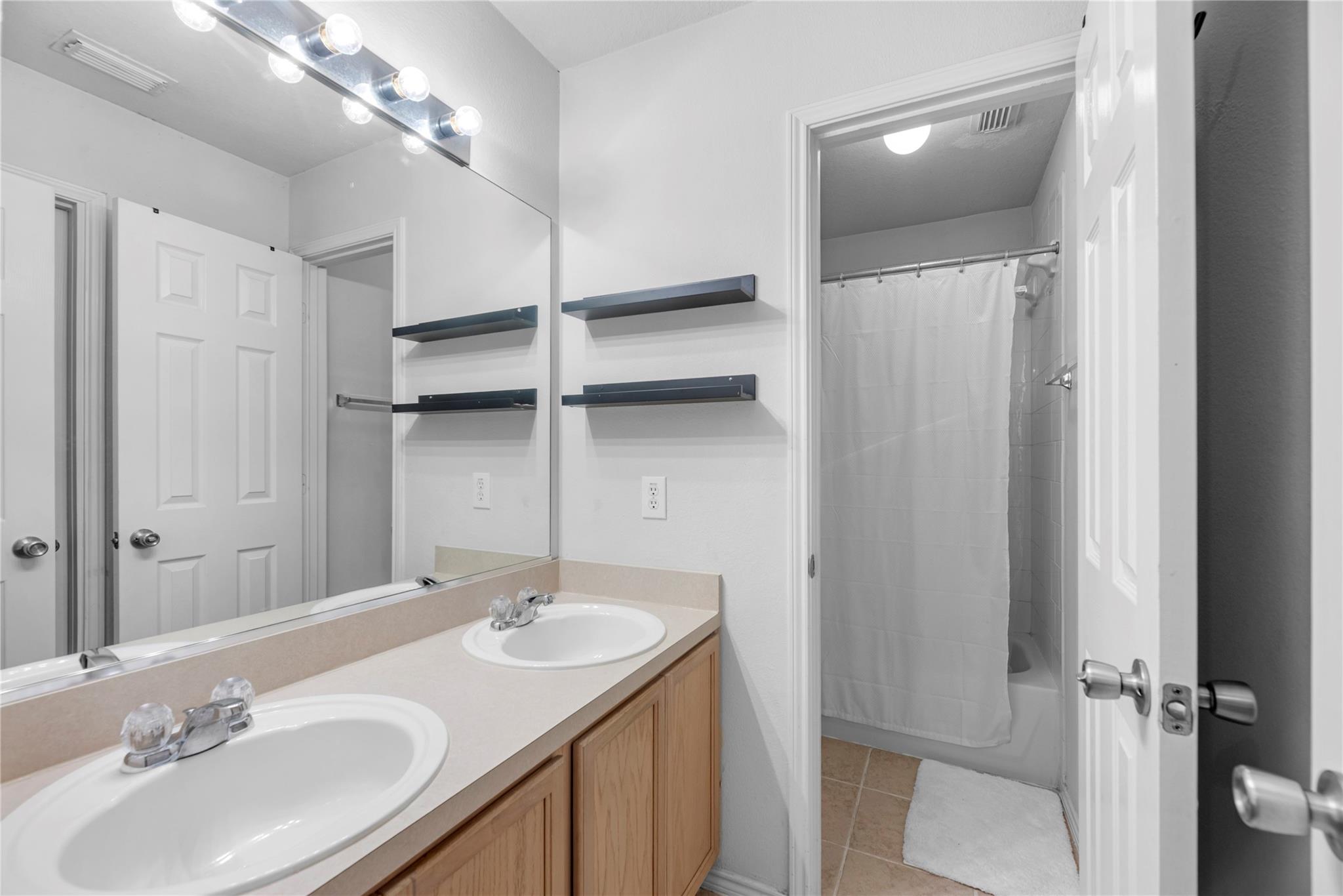 2907 Swift Fox Corner