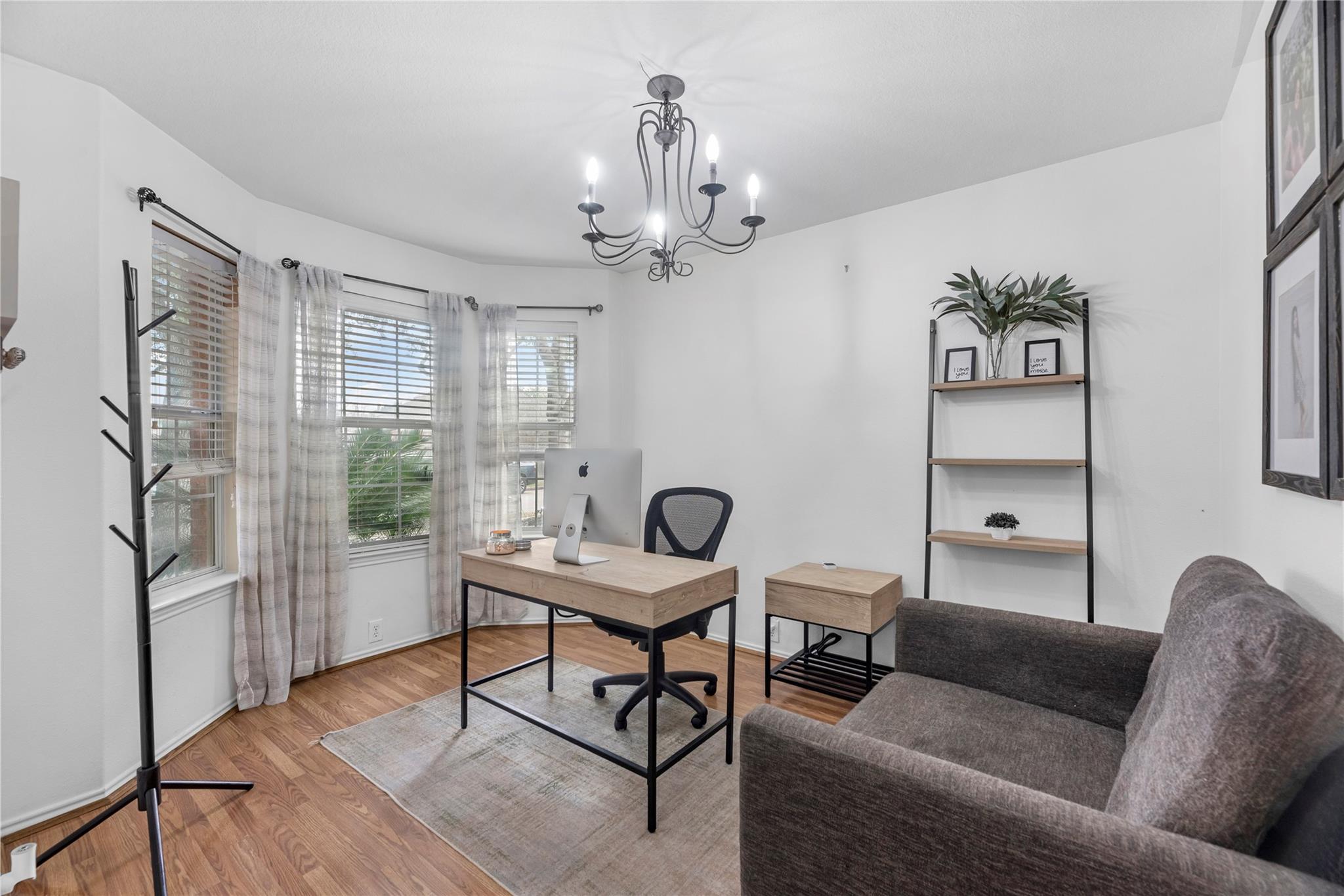 2907 Swift Fox Corner