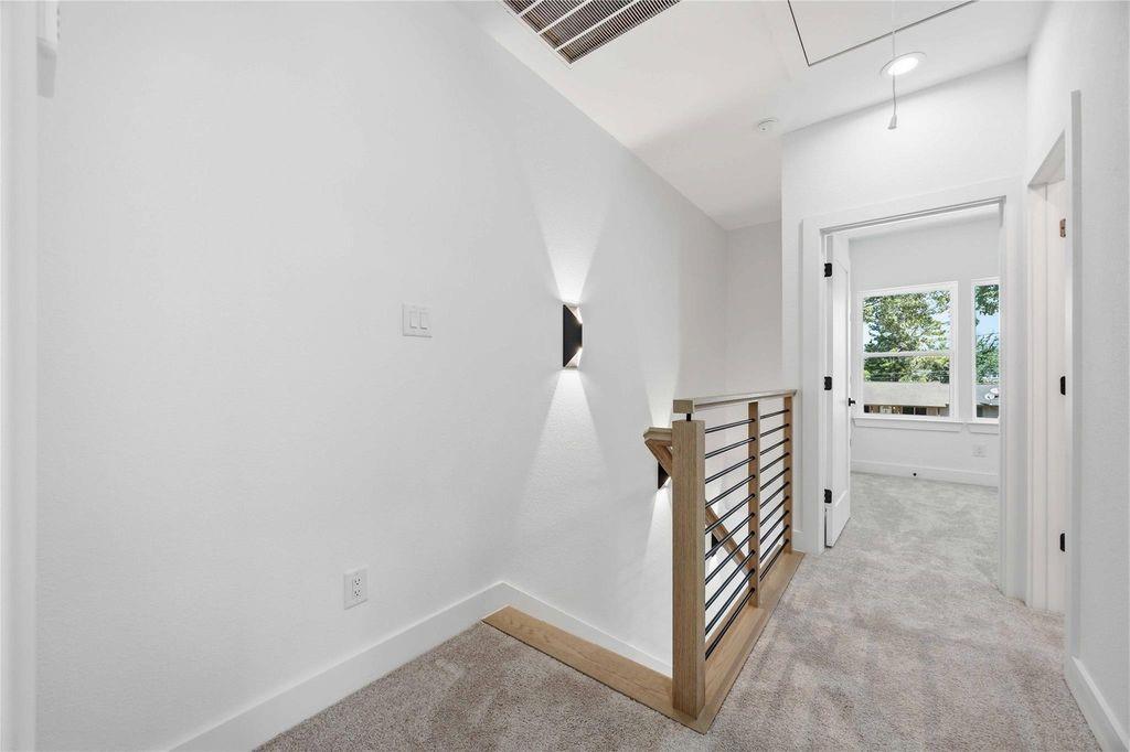 4649 Clover Street Unit: A/B
