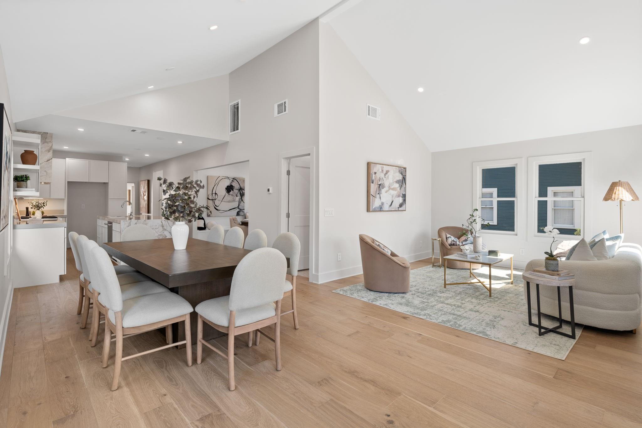 1011 W Cottage Street