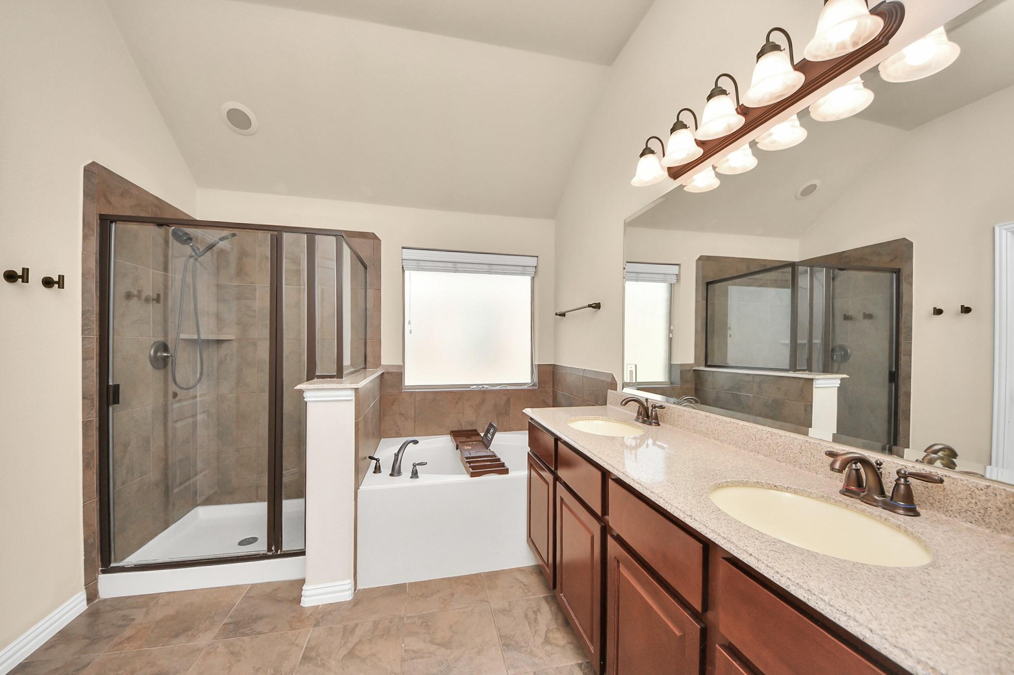 7503 Amber Village Circle