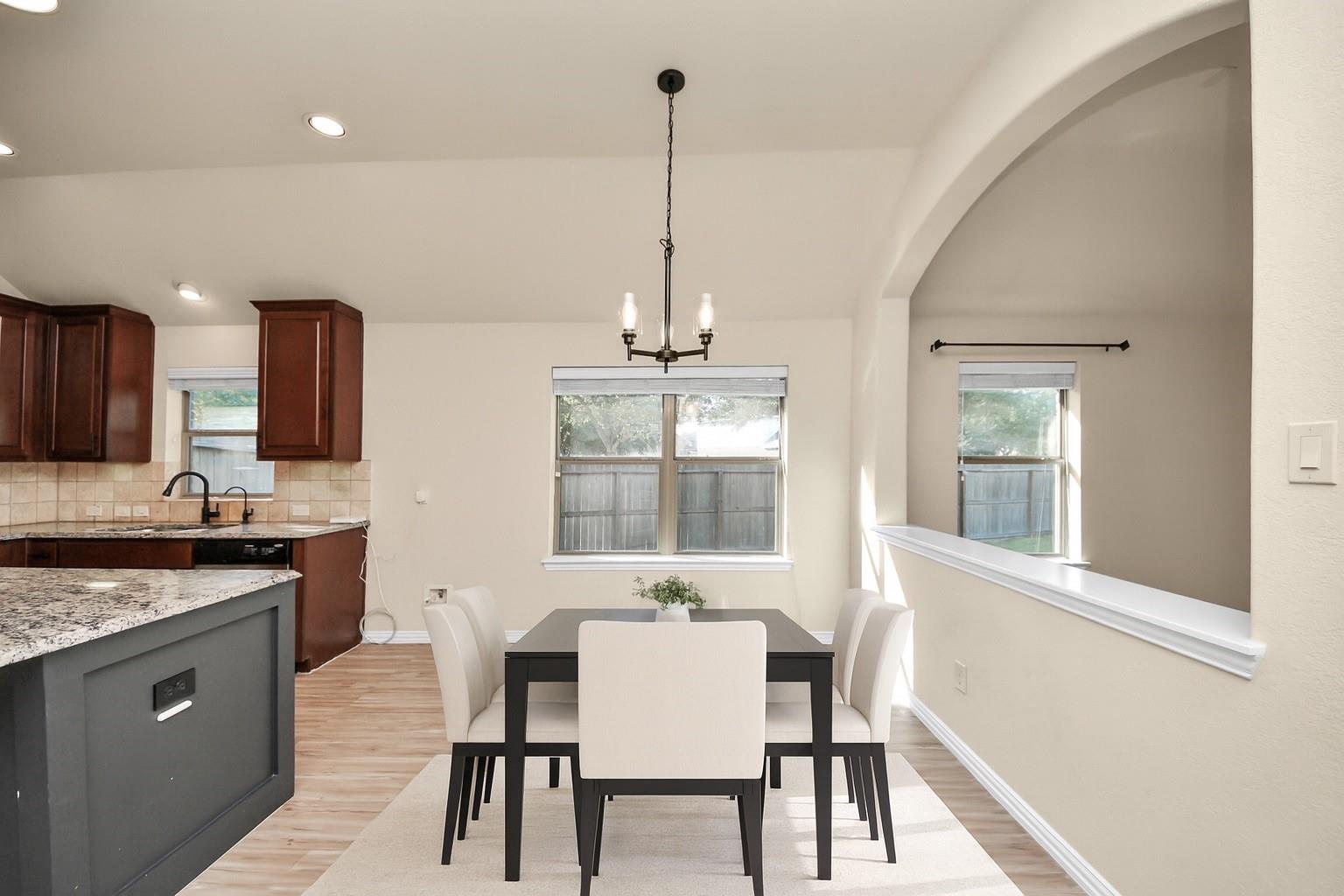 7503 Amber Village Circle