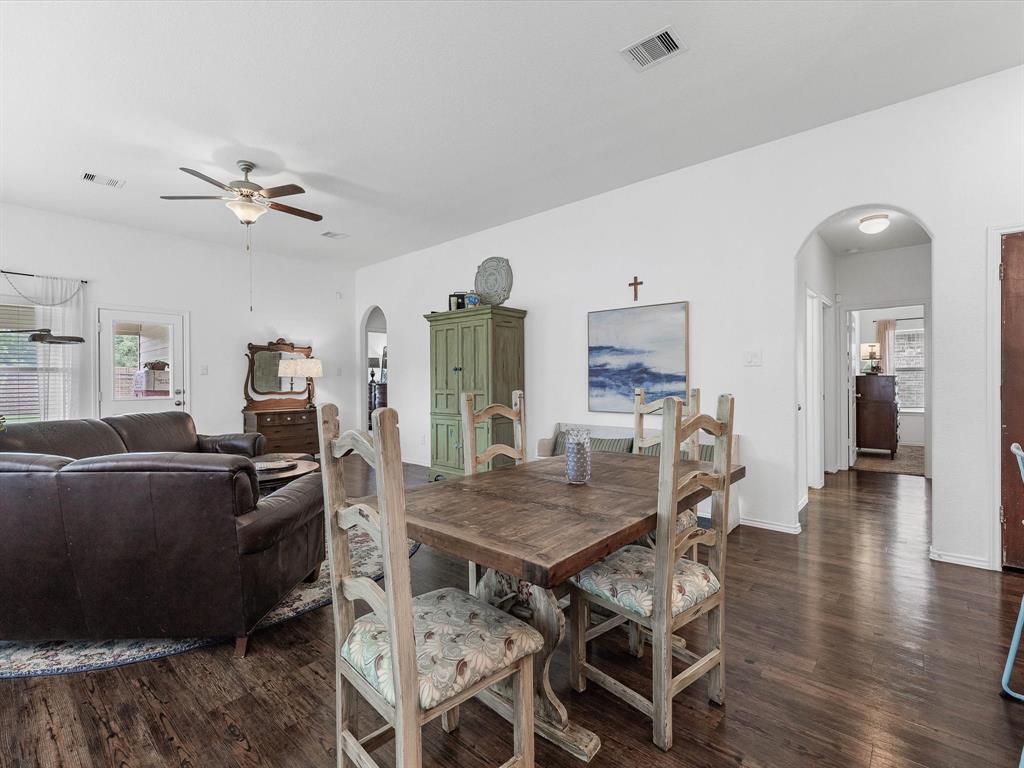 3327 Jane Way