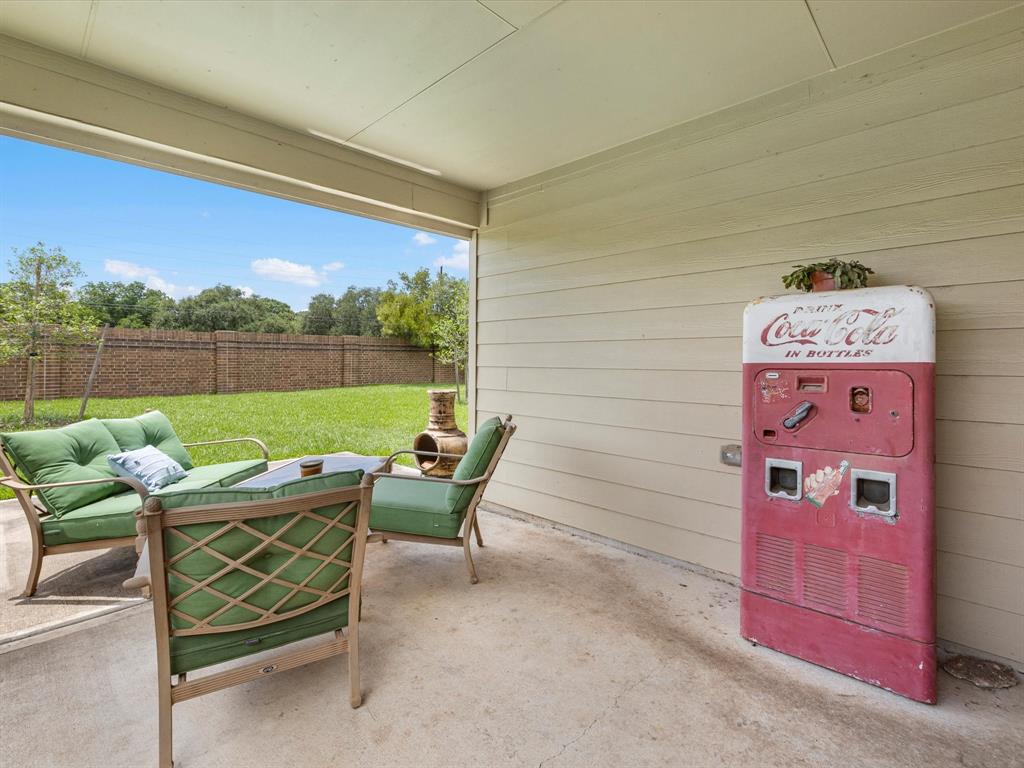 3327 Jane Way