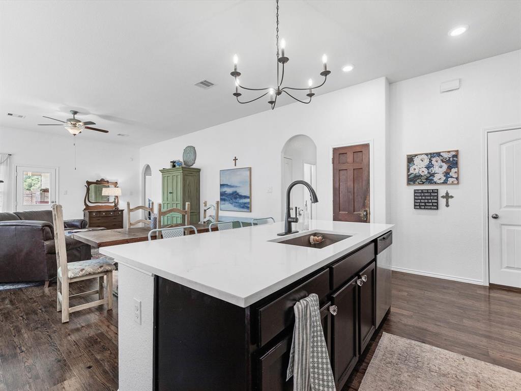 3327 Jane Way