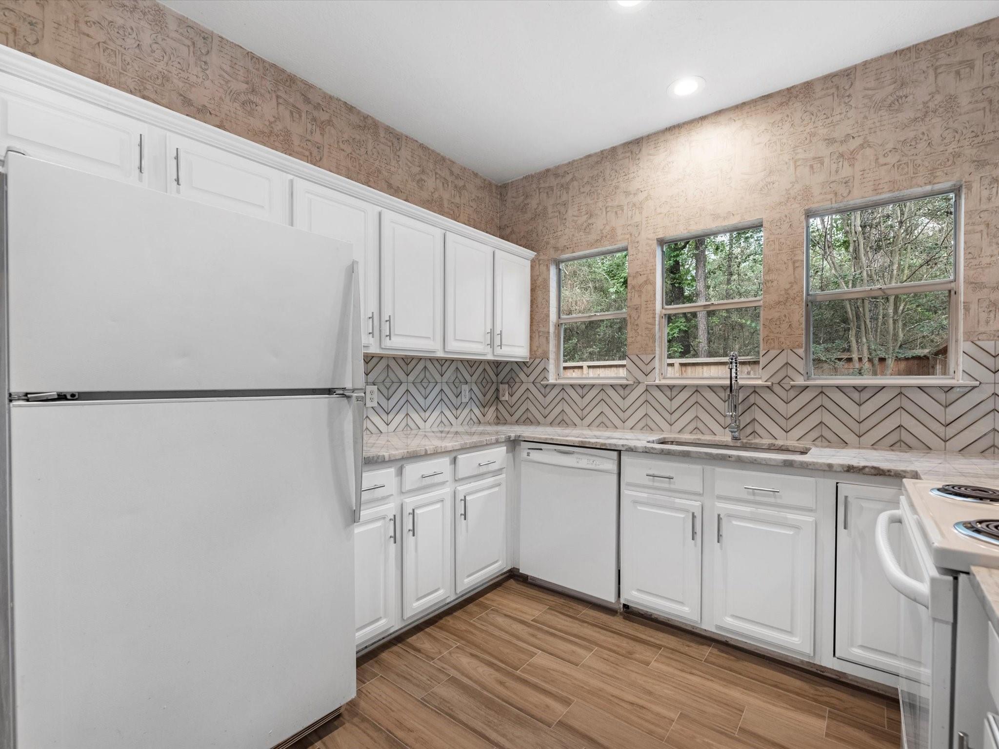 142 N Magnolia Pond Place