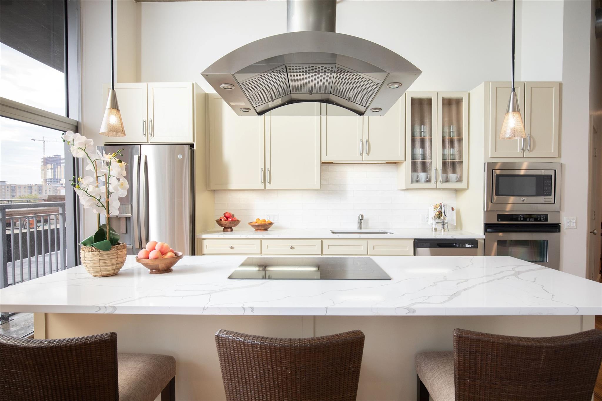 4899 Montrose Boulevard # 713