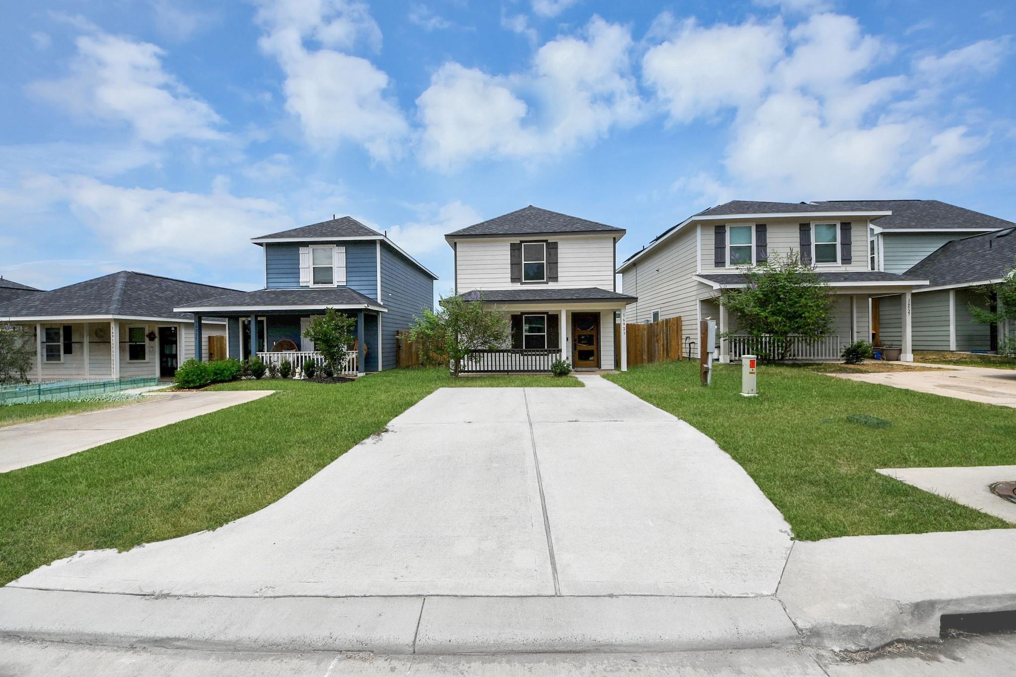 16923 Marie Village Drive