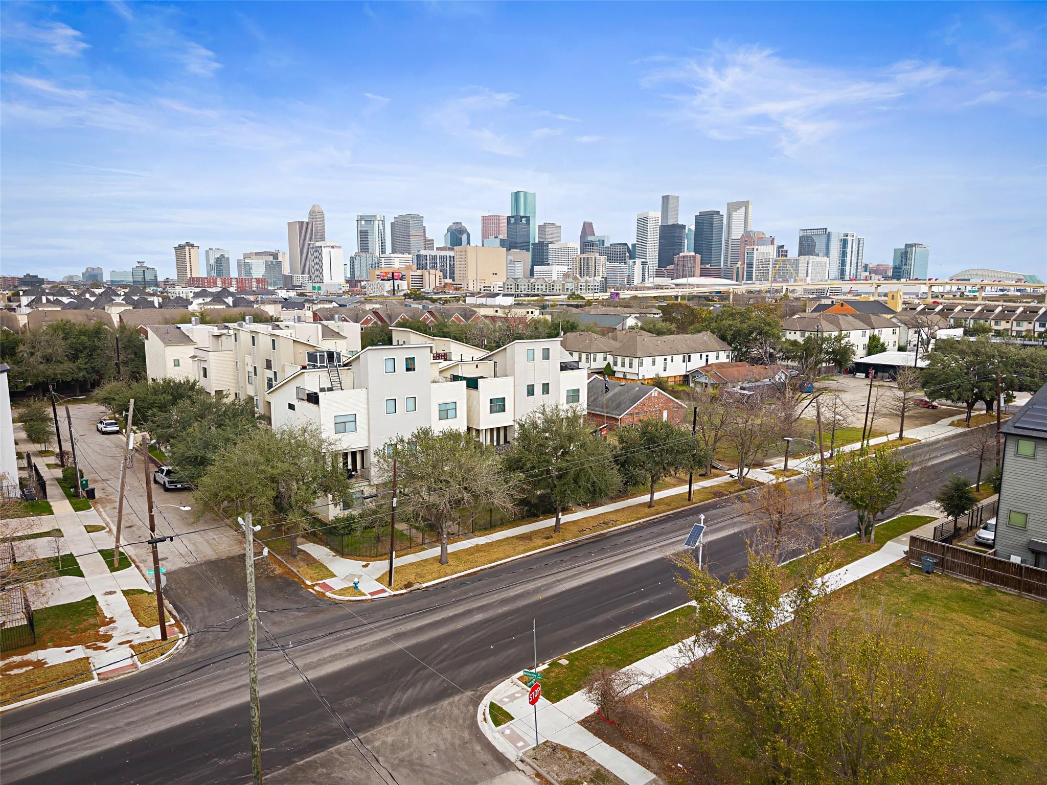 2320 Emancipation Avenue