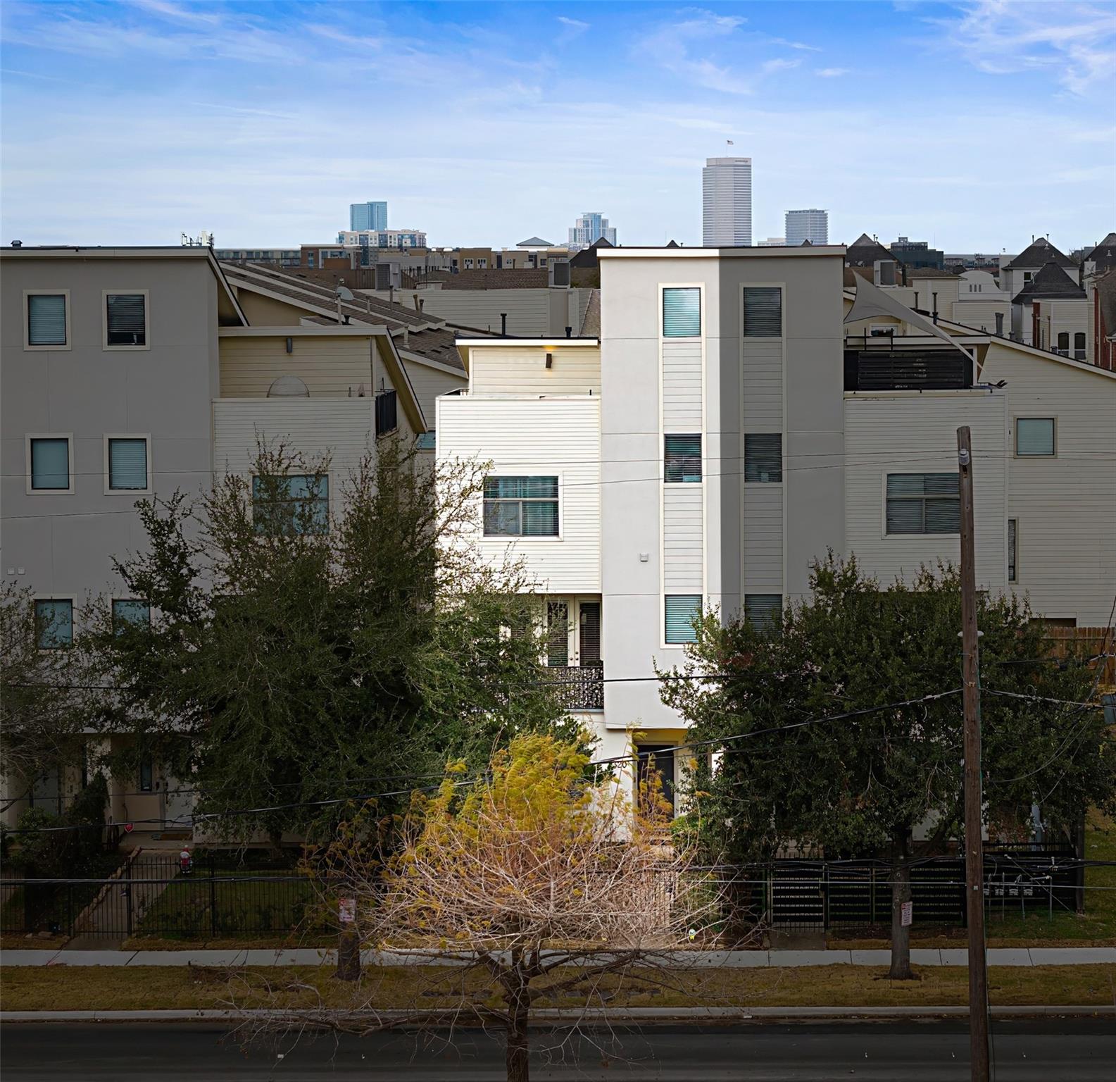 2320 Emancipation Avenue