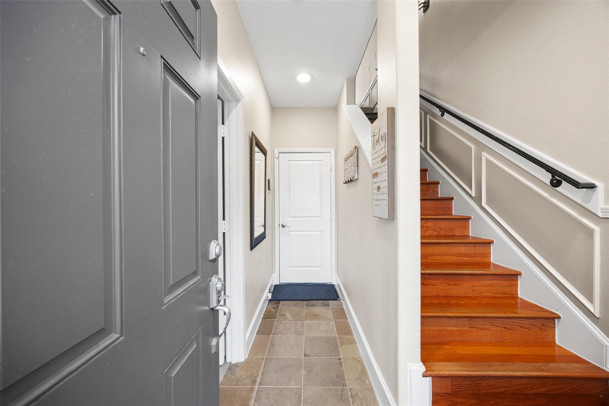 2320 Emancipation Avenue