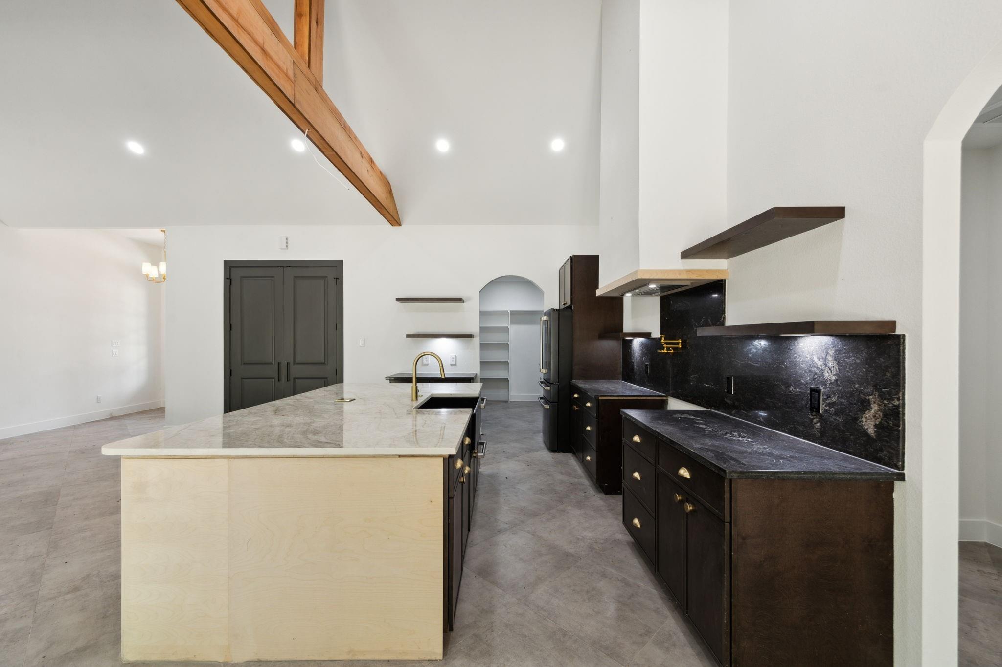 1253 Road 66112