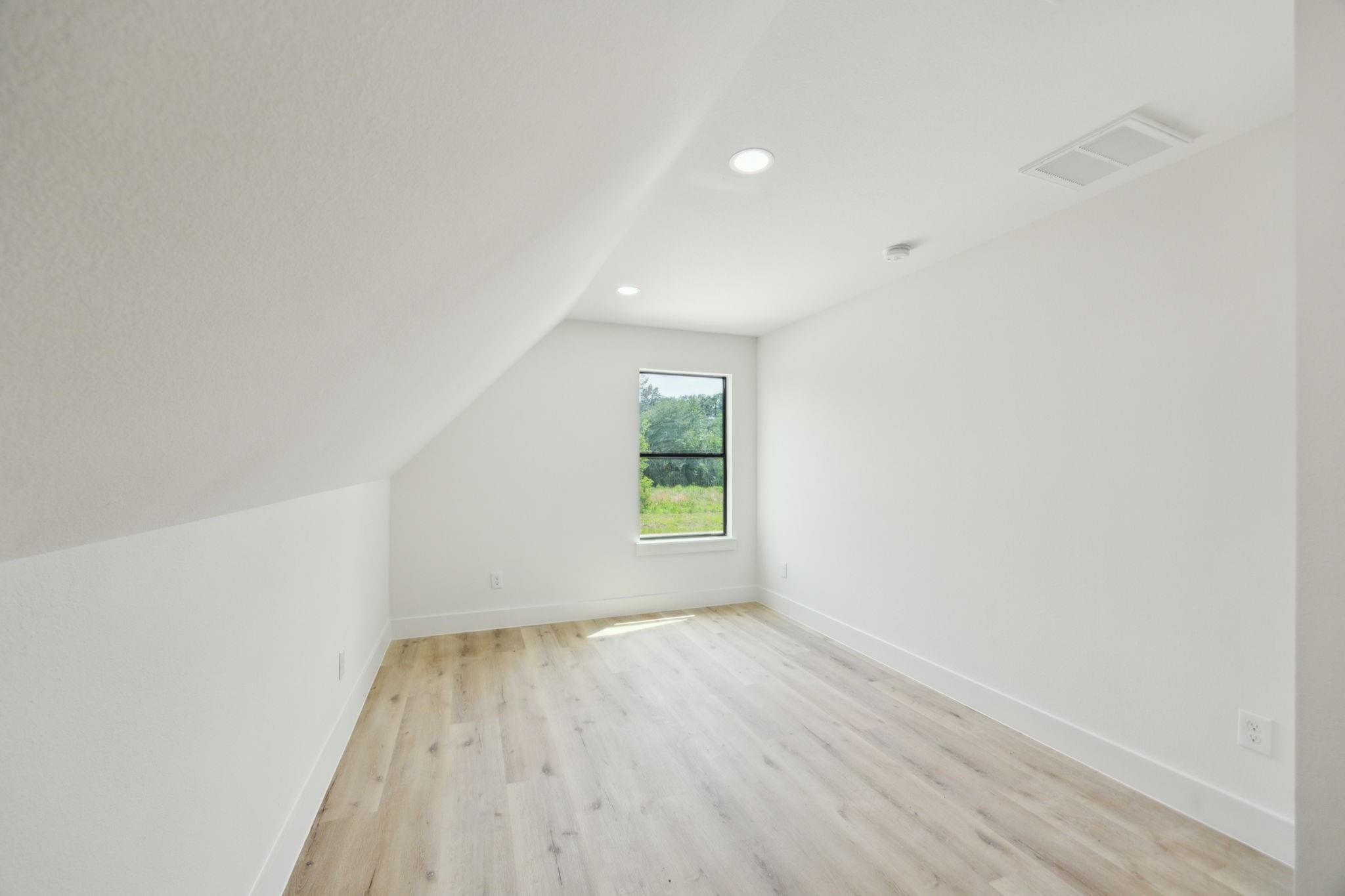 1253 Road 66112