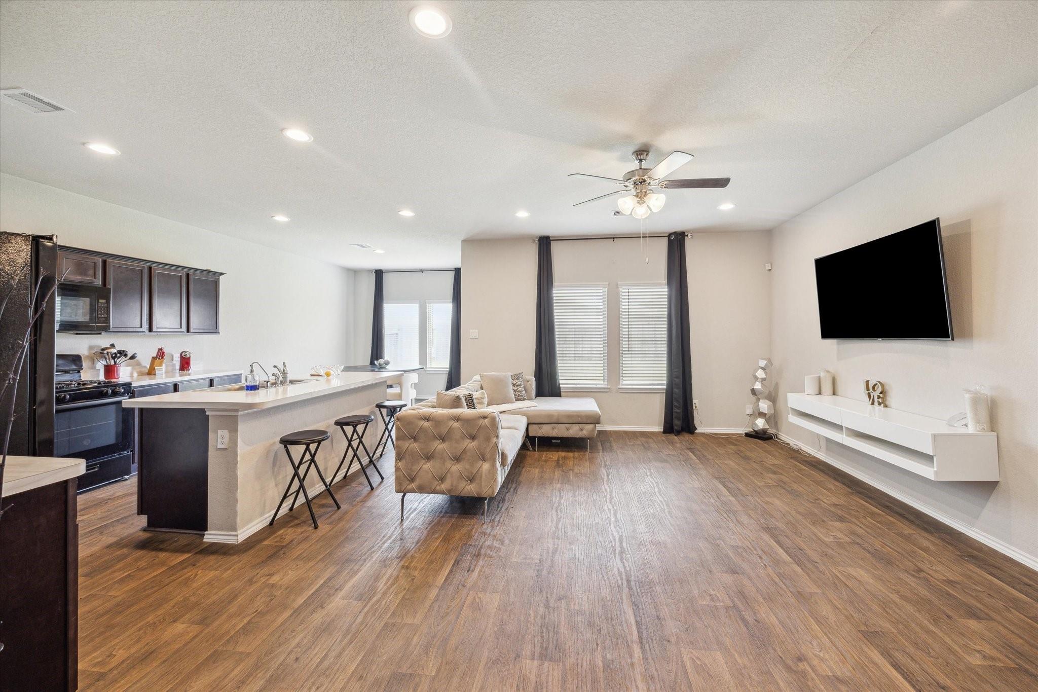 21338 Montclair Valley Way