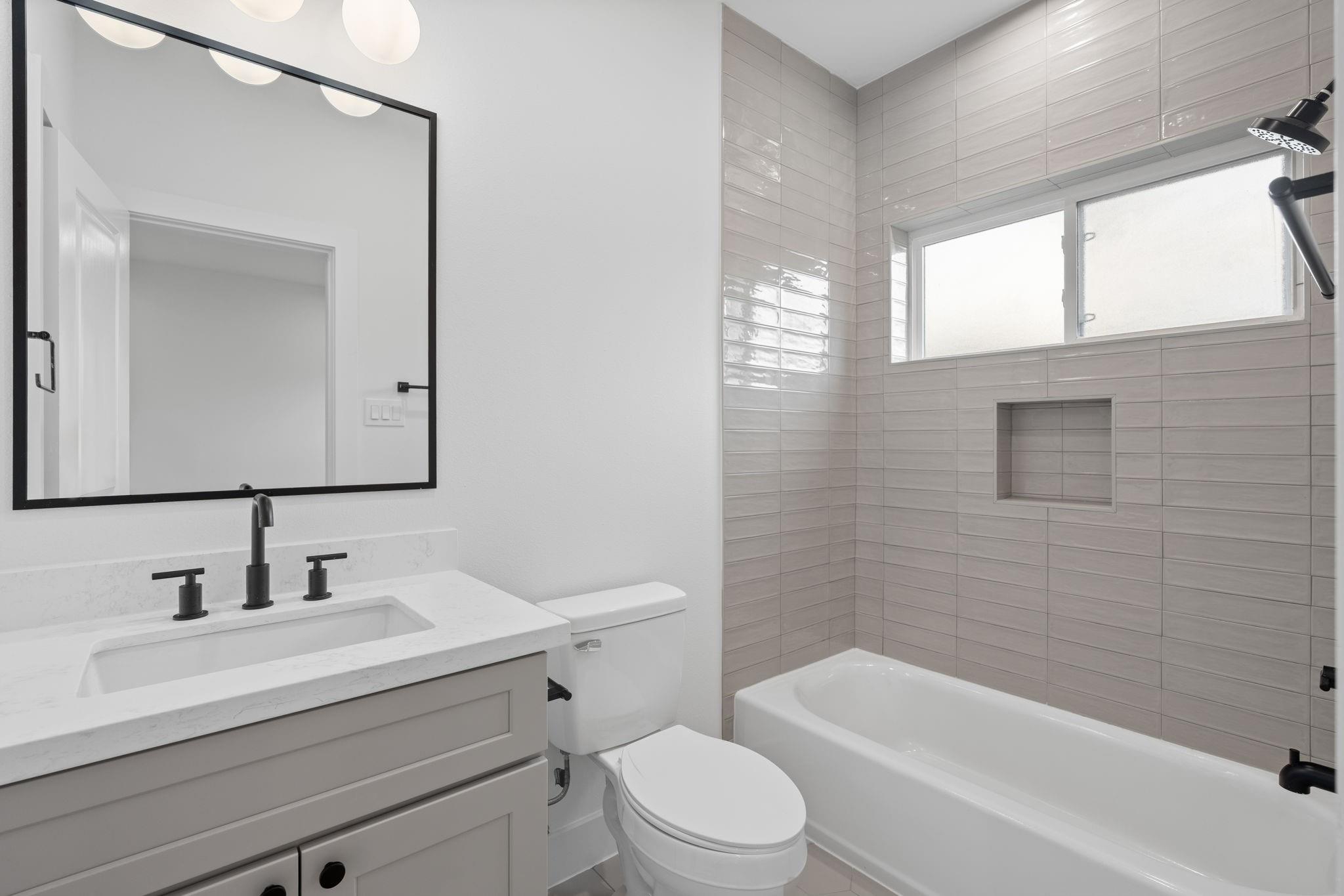 826 Curtin Street # G