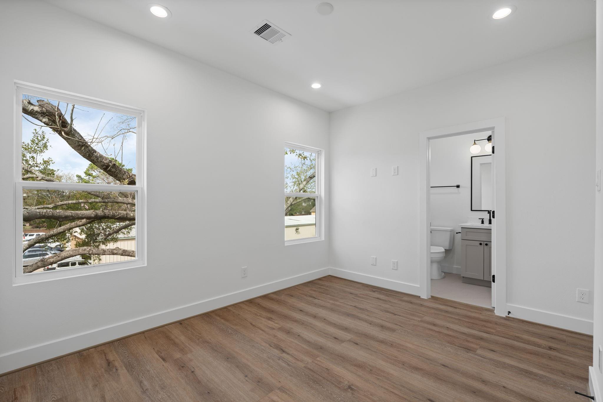 826 Curtin Street # G